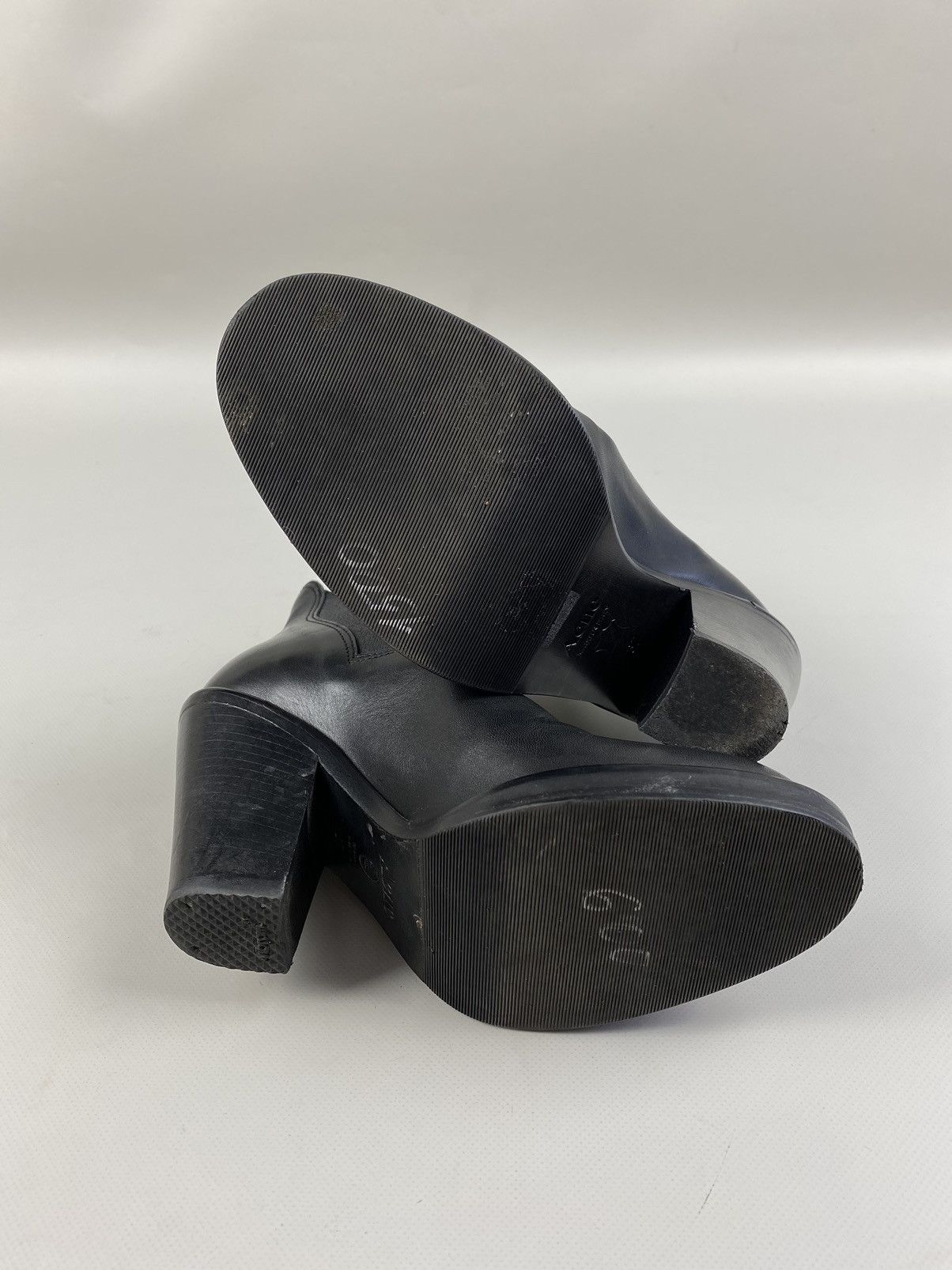 Acne Studios Acne ladies leather heeled boots size 37 Size US 7 / IT 37 - 11 Thumbnail