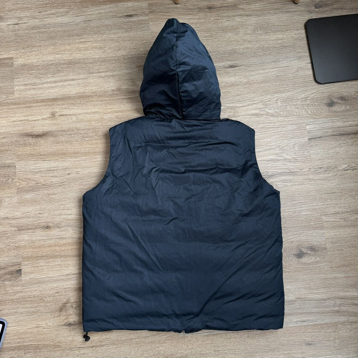 Armani Exchange Armani Exchange dark navy puffer vest down hood L Size US L / EU 52-54 / 3 - 8 Thumbnail