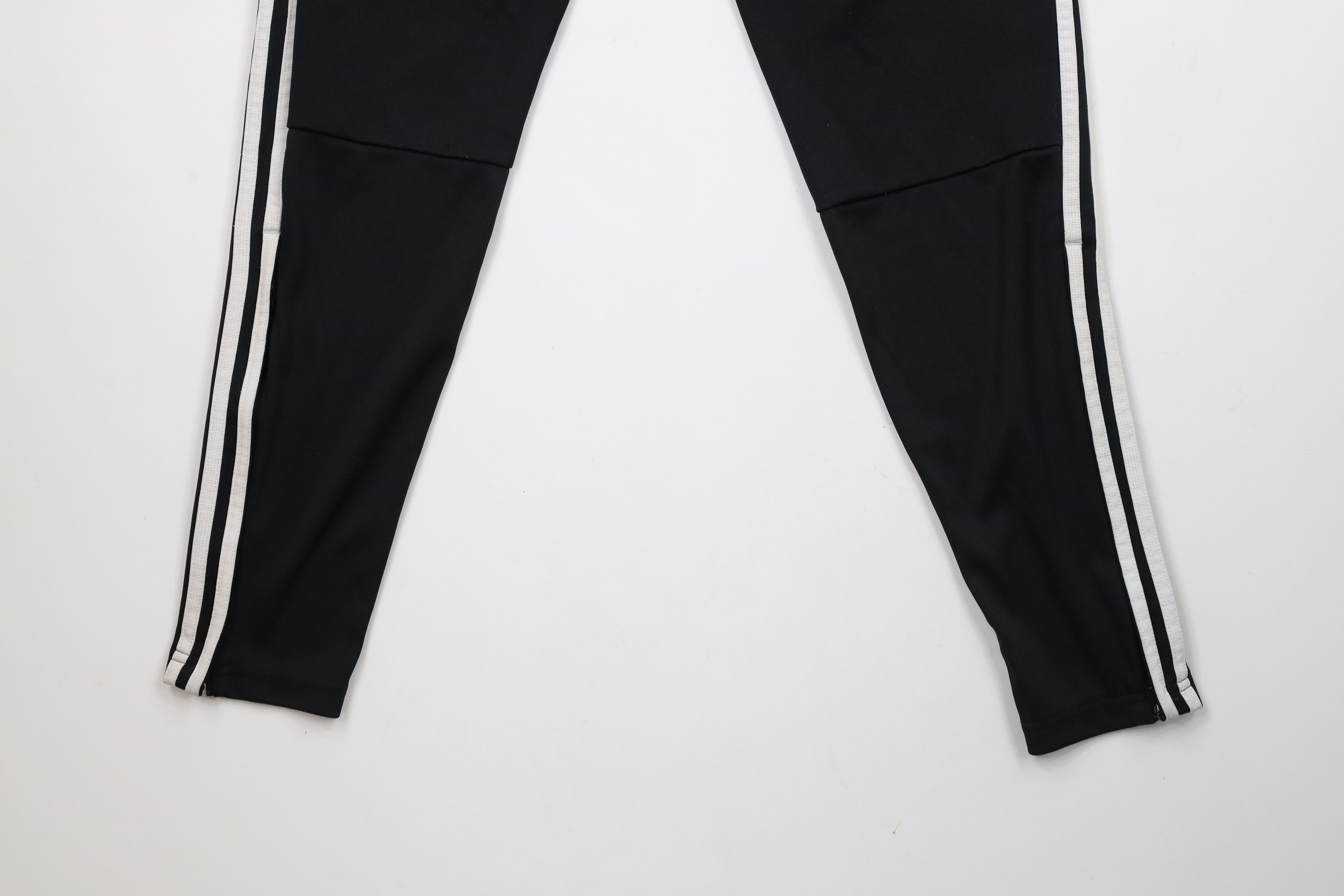 Adidas × Vintage Vintage Y2K Adidas Striped Tapered Leg Soccer Warm Up Pants Size US 32 / EU 48 - 13 Thumbnail