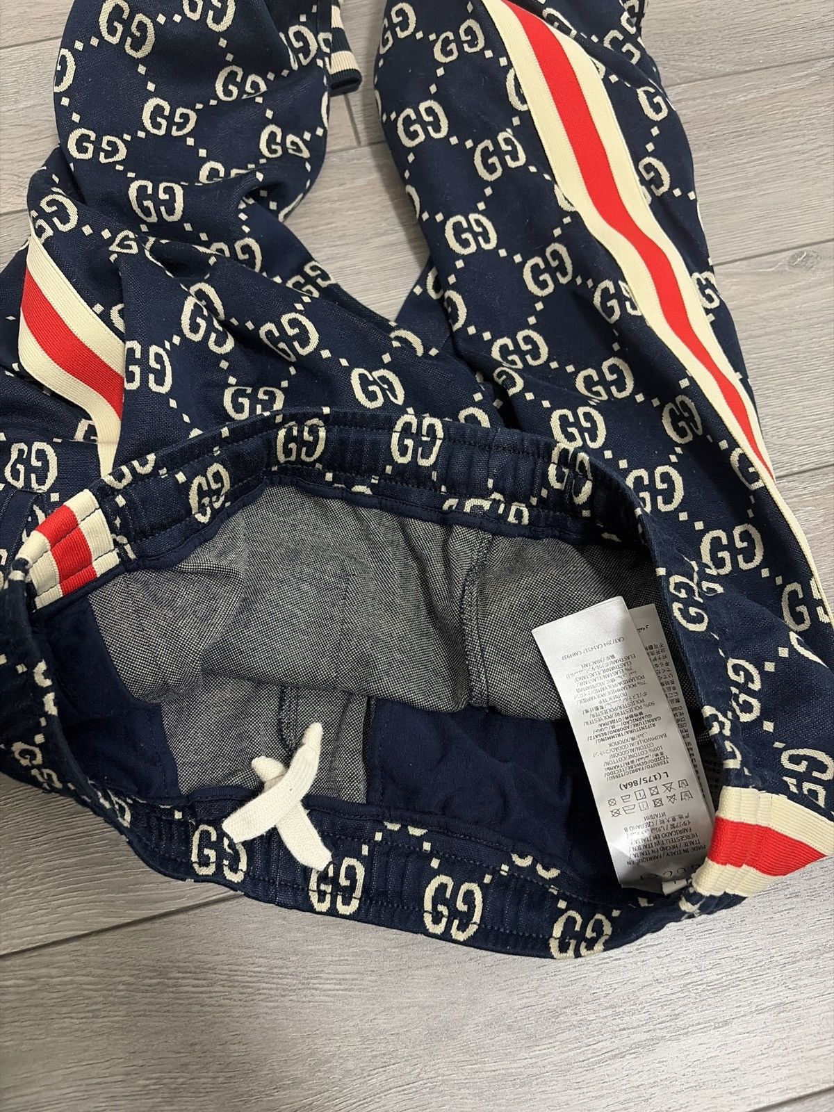 Gucci Gucci All Over Logo Pants Size US 34 / EU 50 - 11 Thumbnail