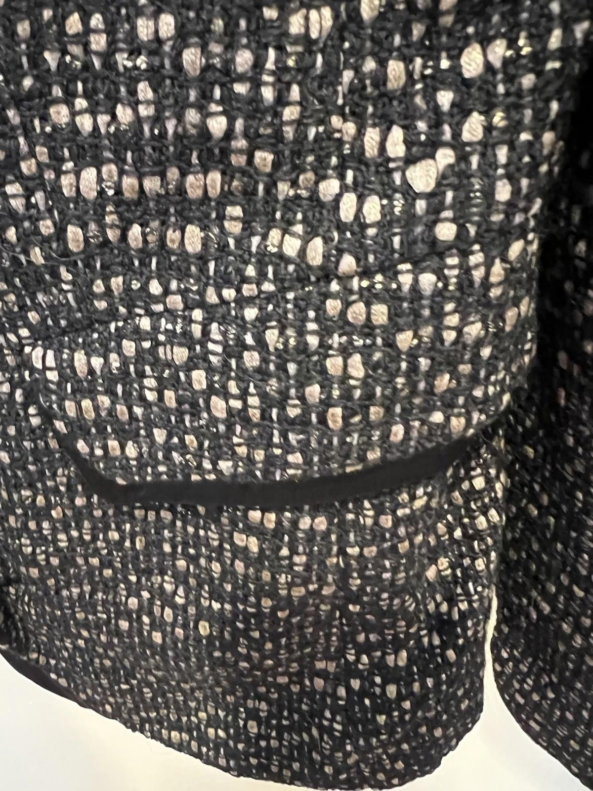 Other Lafayette 148 Tweed Jacket Size 8 Black Cream Structured Fit Size M / US 6-8 / IT 42-44 - 4 Thumbnail