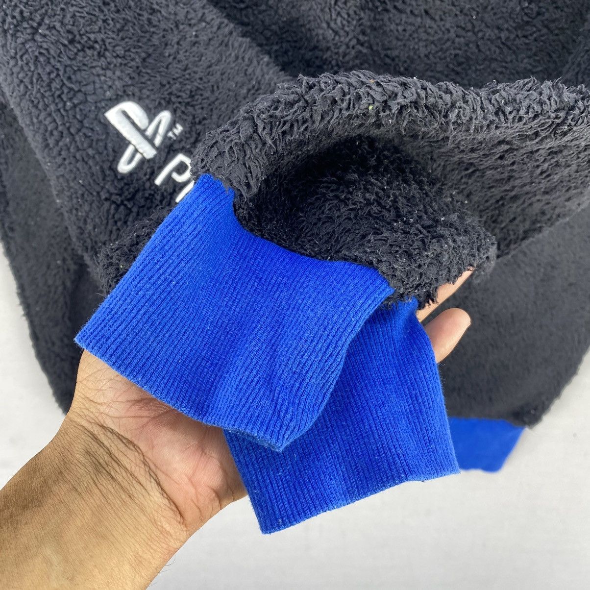 Japanese Brand Rare Item🔥Play station Embroidery Logo Fleece Sweetshirt Size US M / EU 48-50 / 2 - 9 Thumbnail