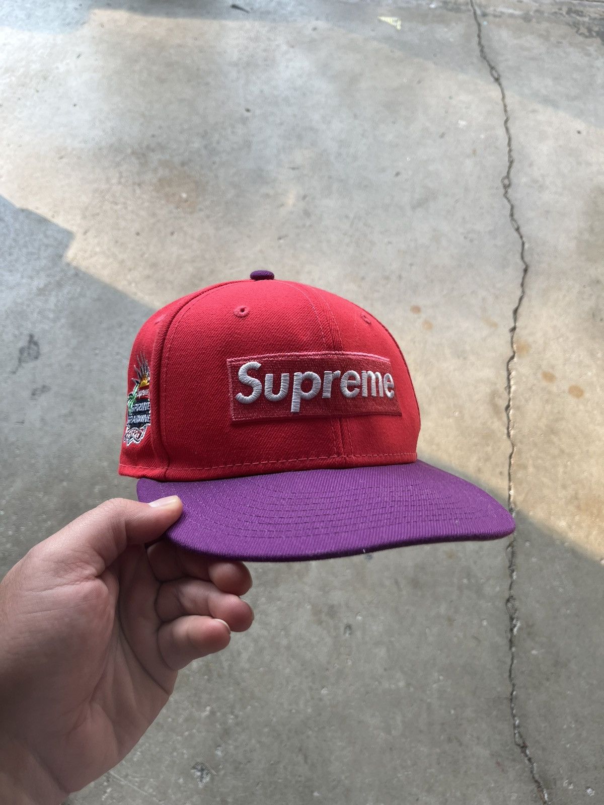 Supreme Supreme fitted hat 7 1/4 | Grailed