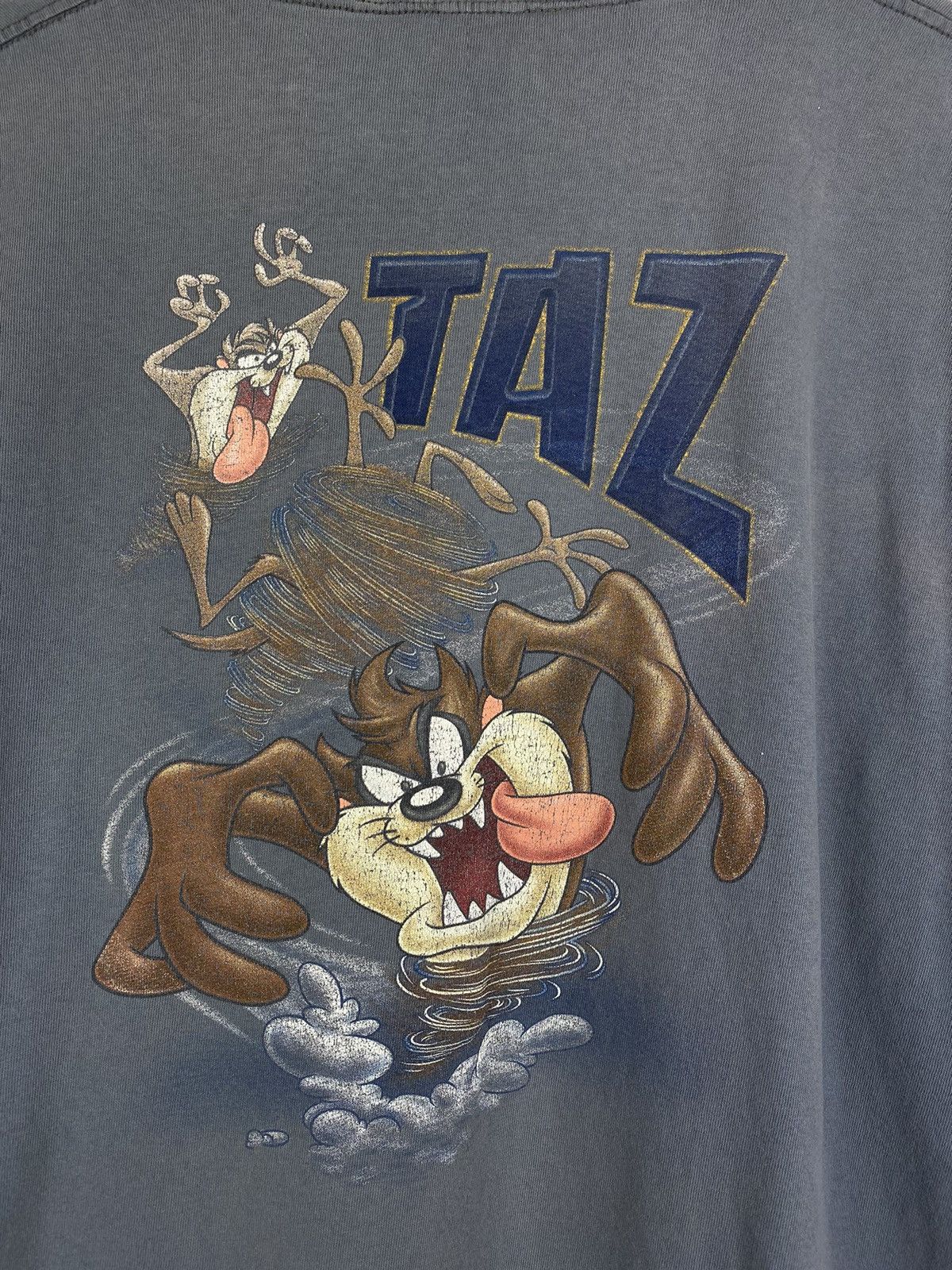 Vintage Warner Bros. TAZ Tasmanian Devil vintage 1997 t shirt Size US XL / EU 56 / 4 - 16 Thumbnail