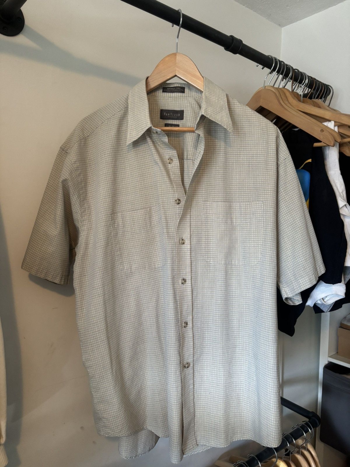 Van Heusen Plaid Van Heusen Button Up Size US XL / EU 56 / 4 - 1 Thumbnail