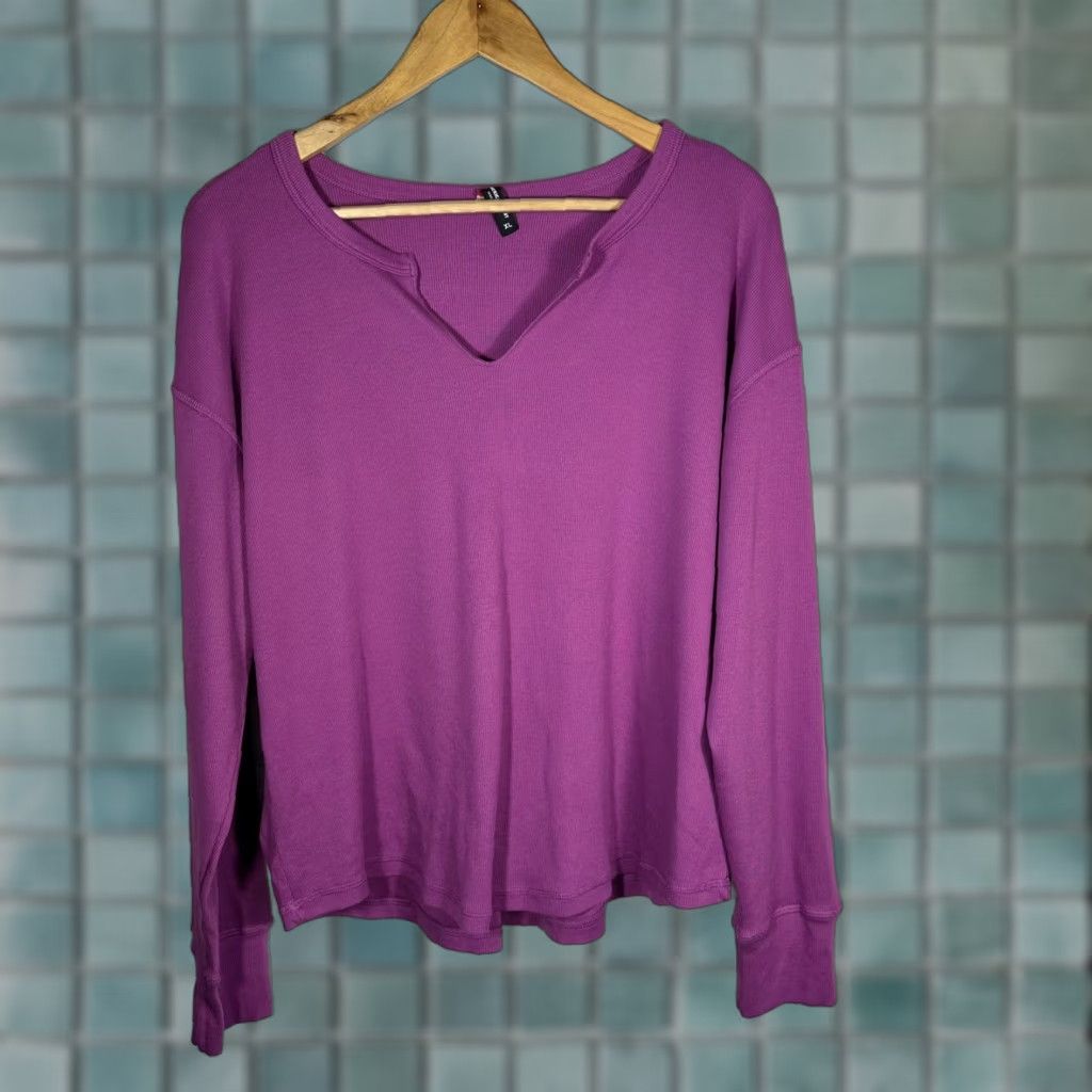 Vintage VINTAGE: No - (Original title has no vintage flag) American Giant Purple Ribbed Notched V-Neck Long Sleeve Top XL Made in USA Size XL / US 12-14 / IT 48-50 - 1 Thumbnail