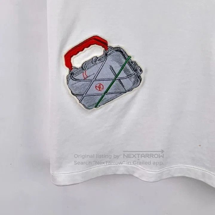 Louis Vuitton Louis Vuitton White Watch Badge Embroidered T. Size US M / EU 48-50 / 2 - 4 Thumbnail
