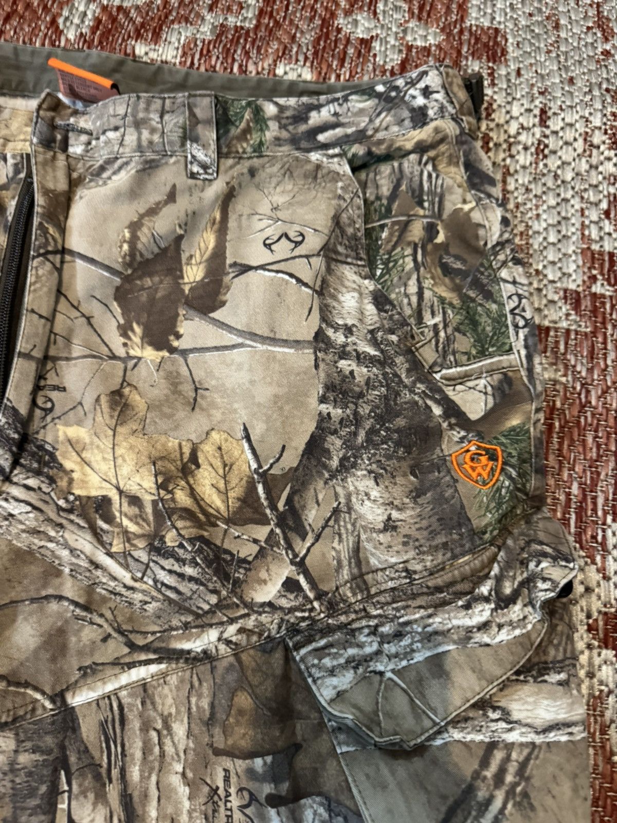 Realtree Woodland Camo Cargo Pants Size 38 (missing button) Size US 40 / EU 56 - 1 Thumbnail