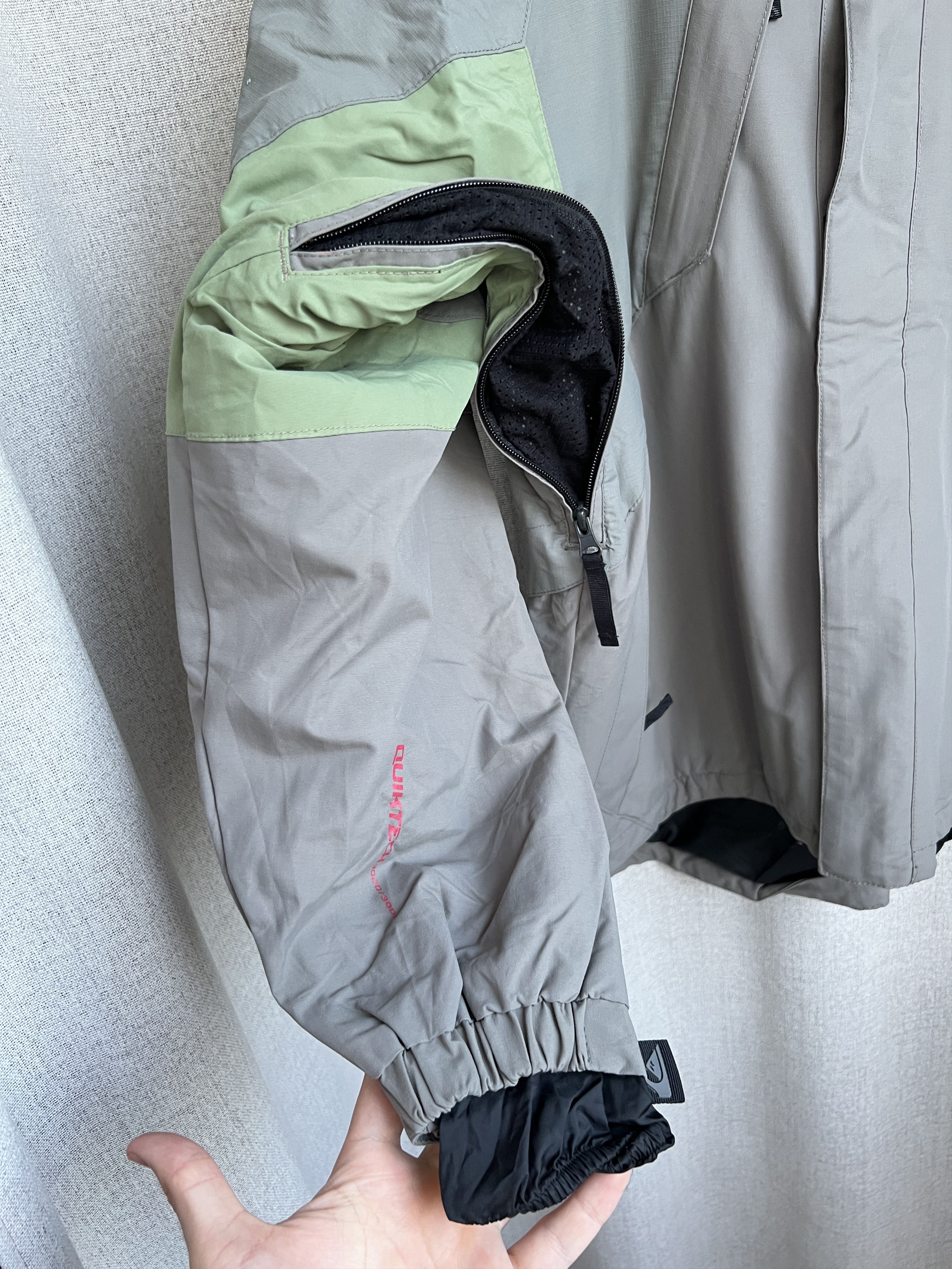 Quiksilver y2k Quicksilver X-Series Spy Games Snowboarding Jacket 3000 Size US M / EU 48-50 / 2 - 9 Thumbnail