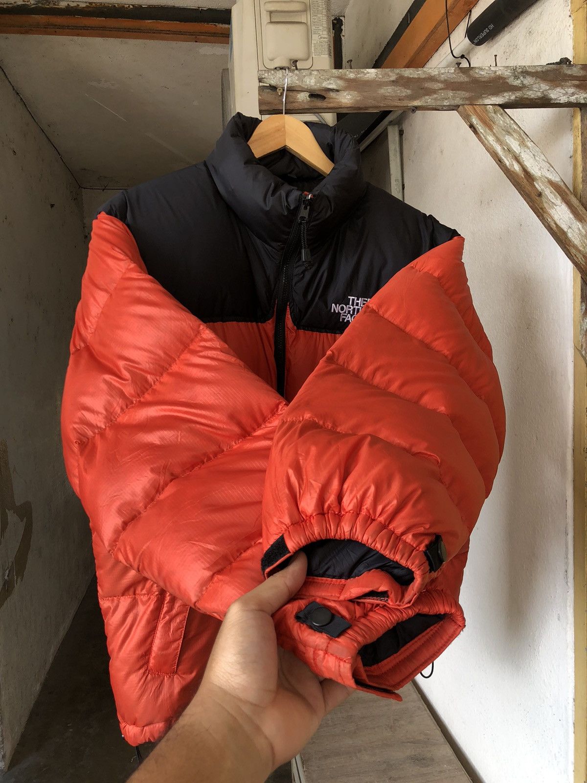 The North Face Vintage The North Face 700 Down Puffer Jacket Orange Size US L / EU 52-54 / 3 - 11 Thumbnail