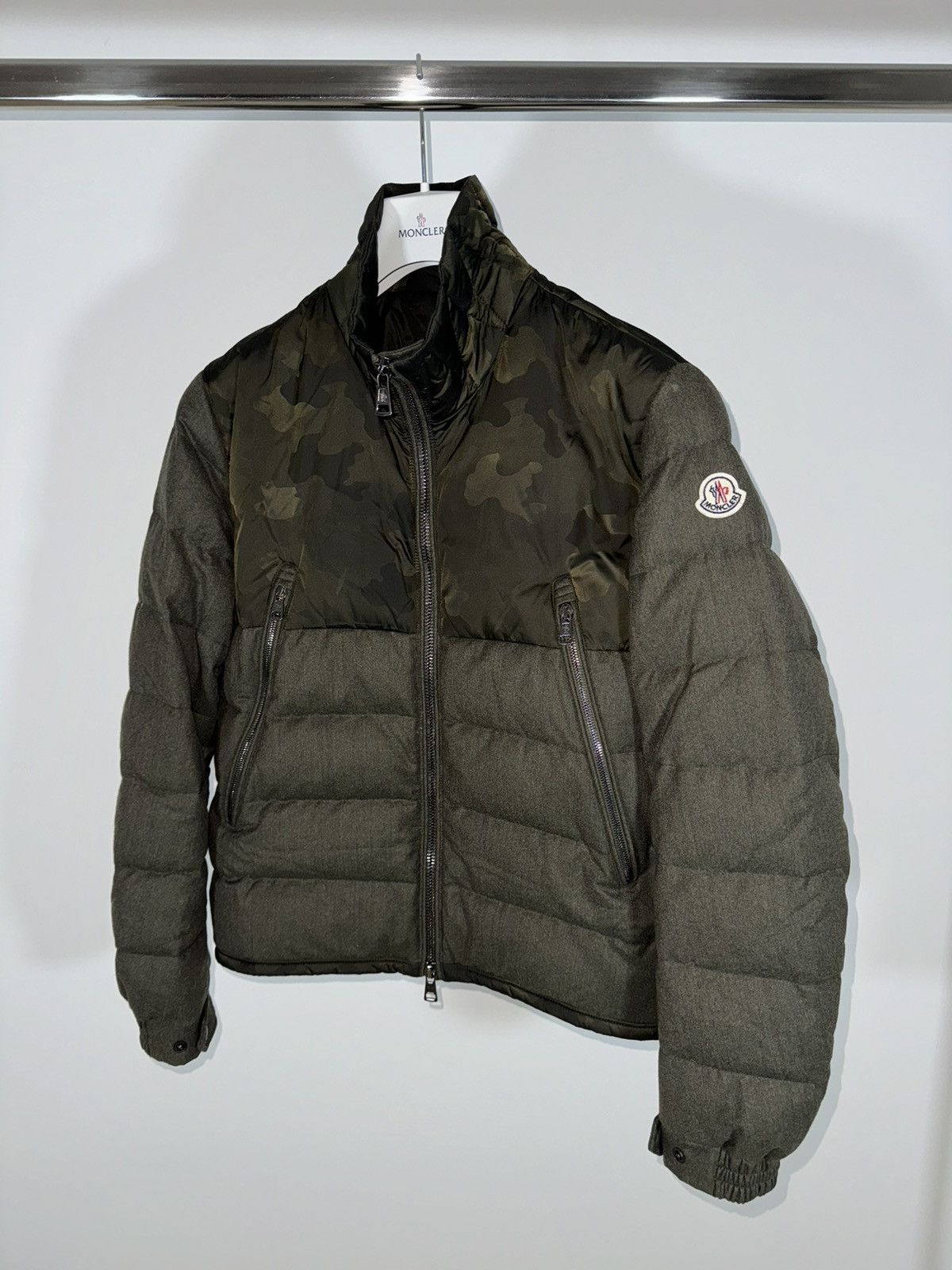 Moncler Moncler jacket Dyens size 2 camo green Size US S / EU 44-46 / 1 - 2 Thumbnail