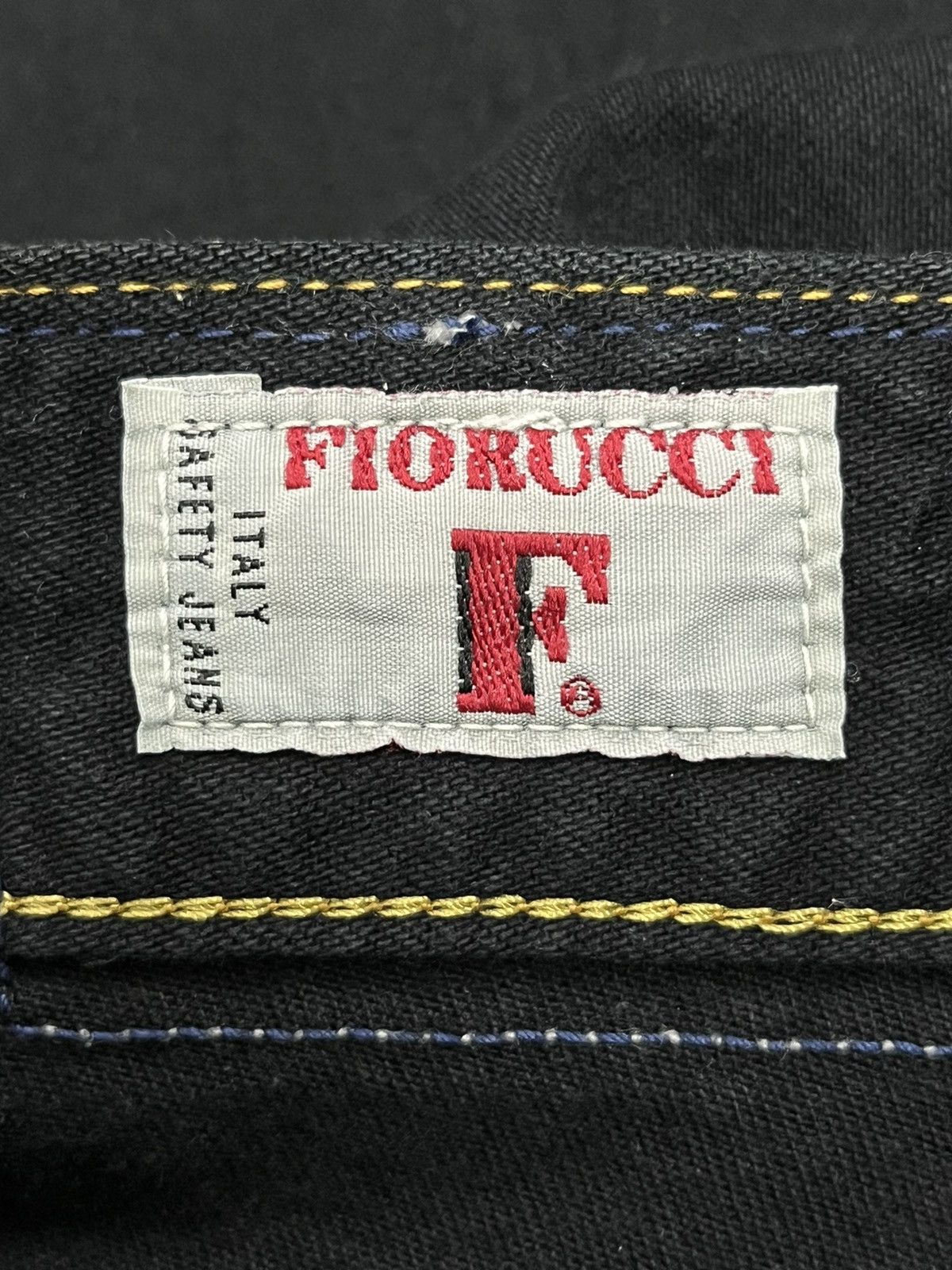 Fiorucci 🔥FYE🔥Vintage FIORUCCI ITALY FLARE Denim Bush Pants Size US 27 - 12 Thumbnail