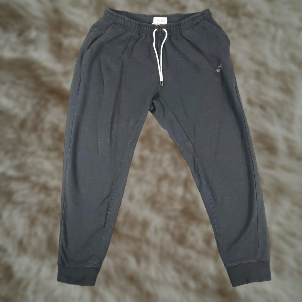 Nike Nike Sweatpants Mens XL Black Glitter Swoosh Athletic Joggers Pants Size US 36 / EU 52 - 1 Thumbnail