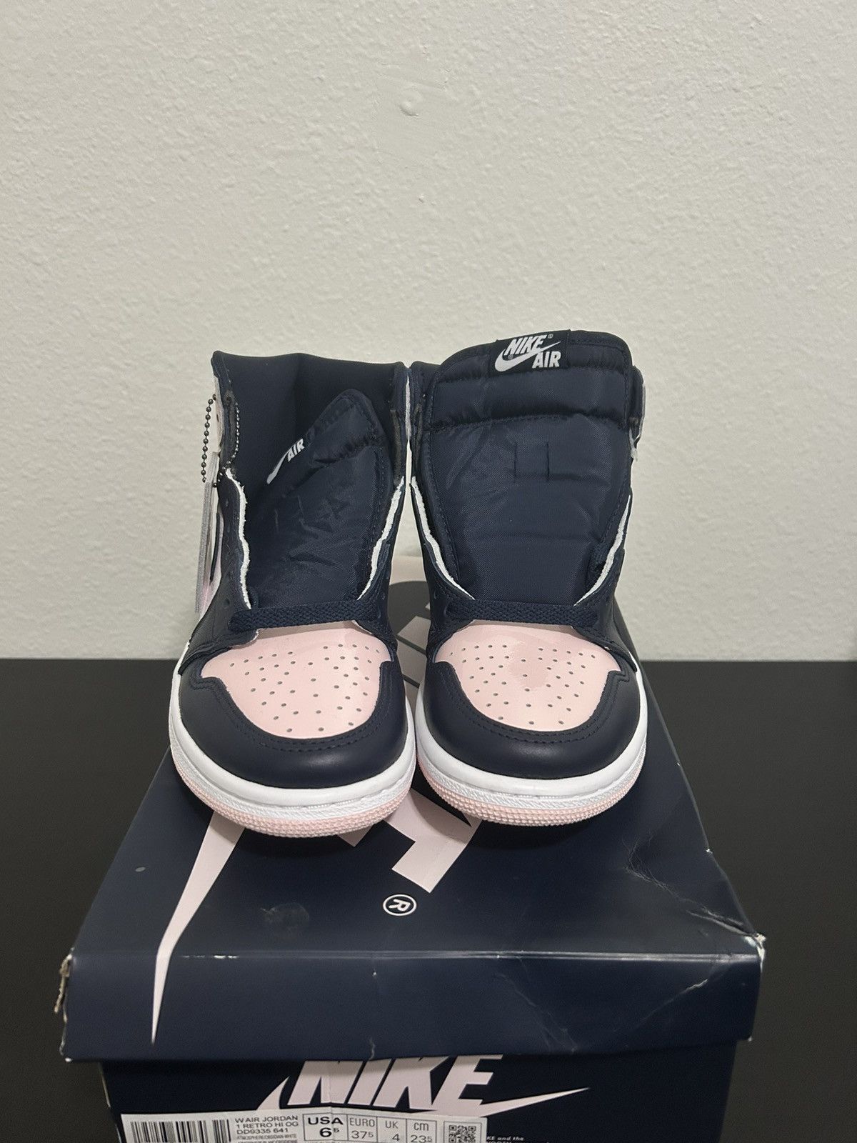 Jordan Brand × Nike Jordan 1 women’s Pink bubble Gum Size US 6.5 / IT 36.5 - 3 Thumbnail
