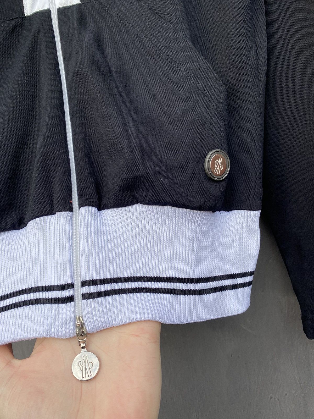Moncler Moncler vintage Zip hoodie size M Made in Portugal Size M / US 6-8 / IT 42-44 - 3 Thumbnail