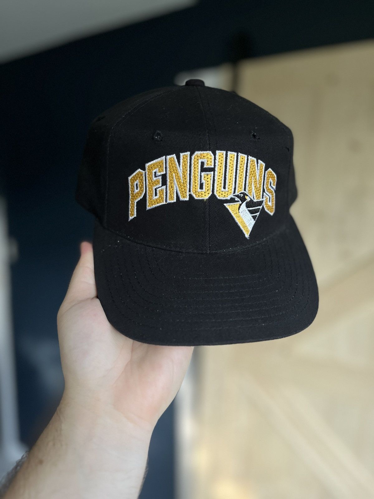 Sports Specialties Vintage 90’s NHL Pittsburgh Penguins SnapBack Hat Size ONE SIZE - 1 Thumbnail