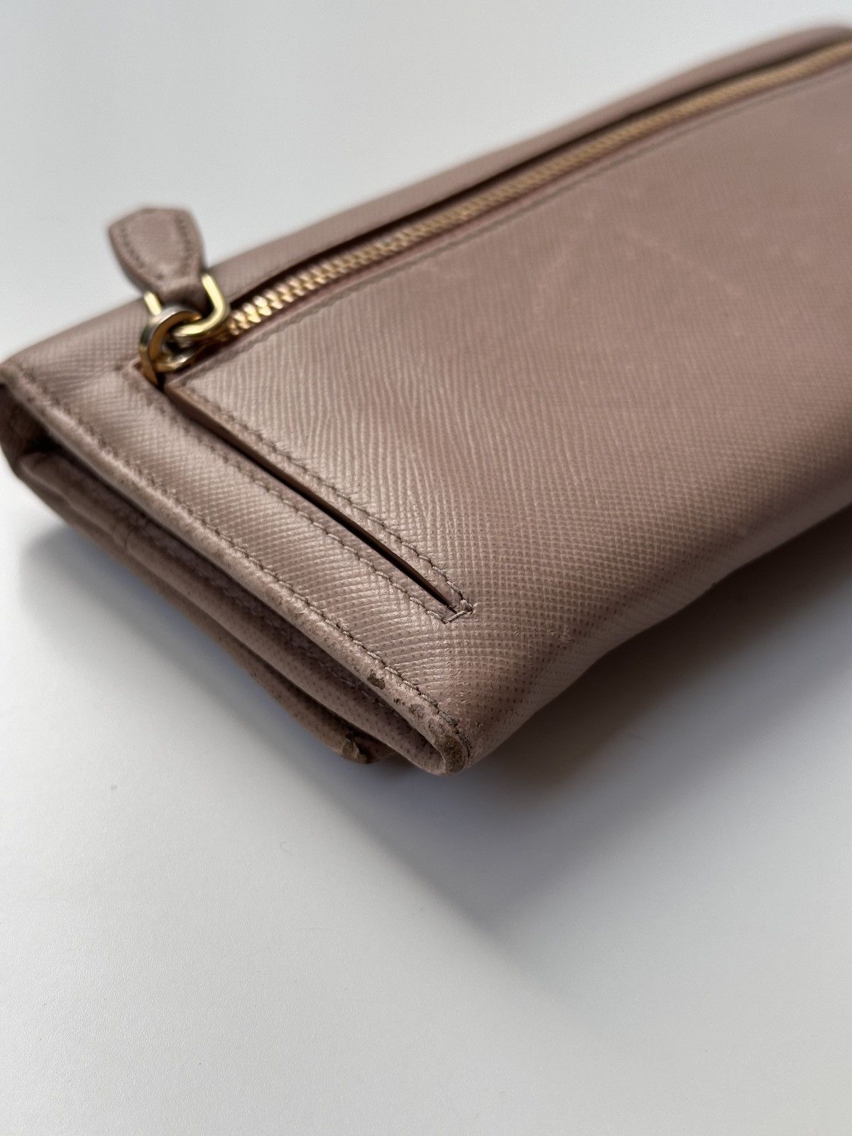 Prada Prada Saffiano Leather Triangle Logo Long Wallet Light Pink Size ONE SIZE - 8 Thumbnail