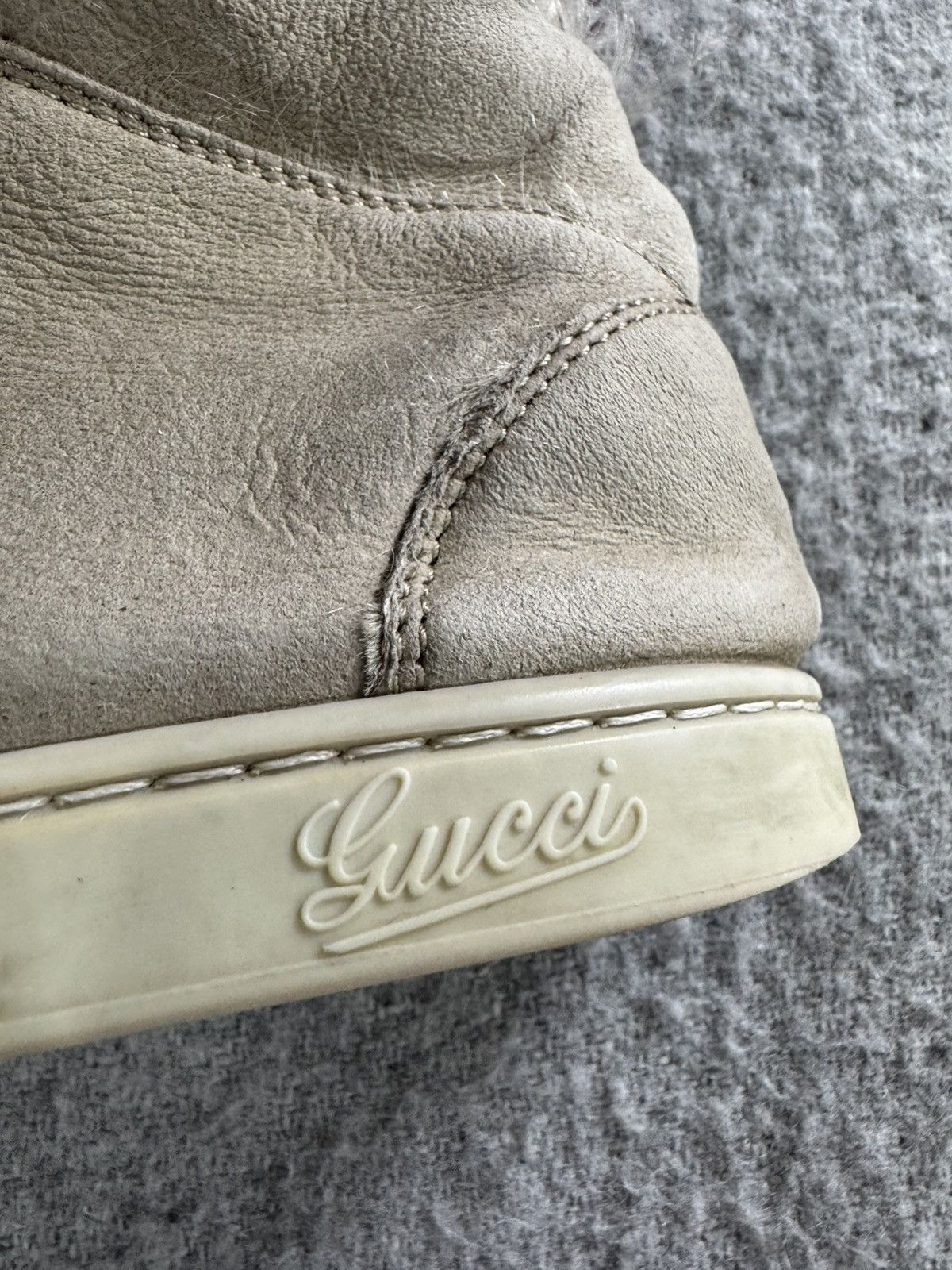 Gucci Gucci Ace High Top Mongolian Lambskin Sneakers Fur 36 Size US 6 / IT 36 - 9 Thumbnail