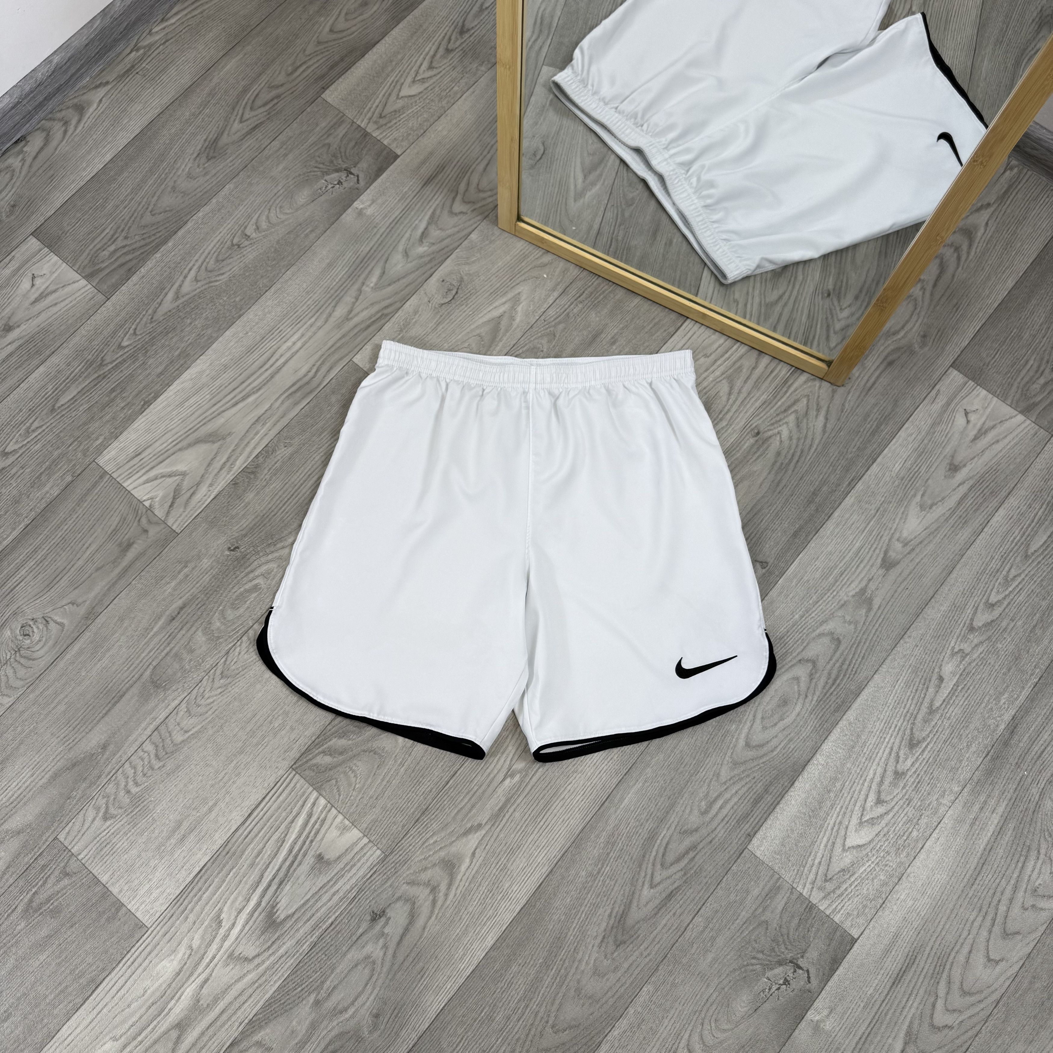 Nike Nike Dri-Fit White Track Shorts Size US 32 / EU 48 - 1 Thumbnail
