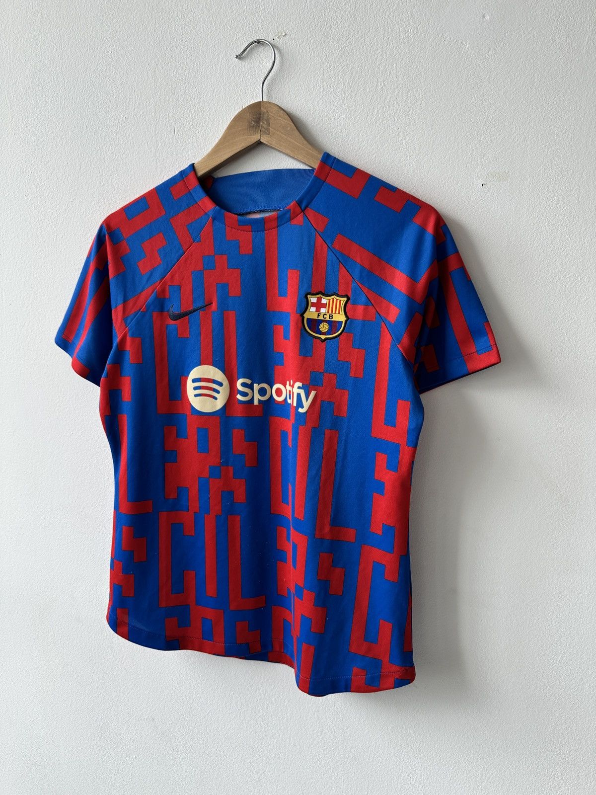 Nike Nike Barcelona Pre Match Training Jersey 22/23 Size M / US 6-8 / IT 42-44 - 3 Thumbnail