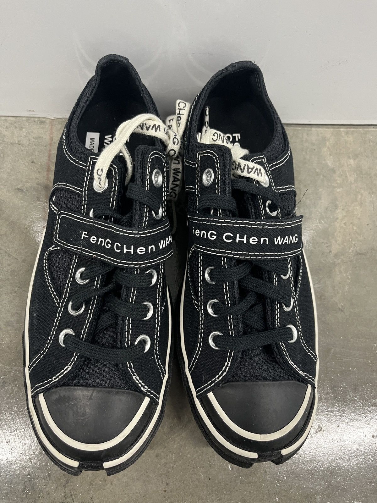 Converse × Feng Chen Wang Converse Feng Chen Wang x Chuck 70 2-in-1 Low Sneaker Size US 6 / EU 39 - 6 Thumbnail