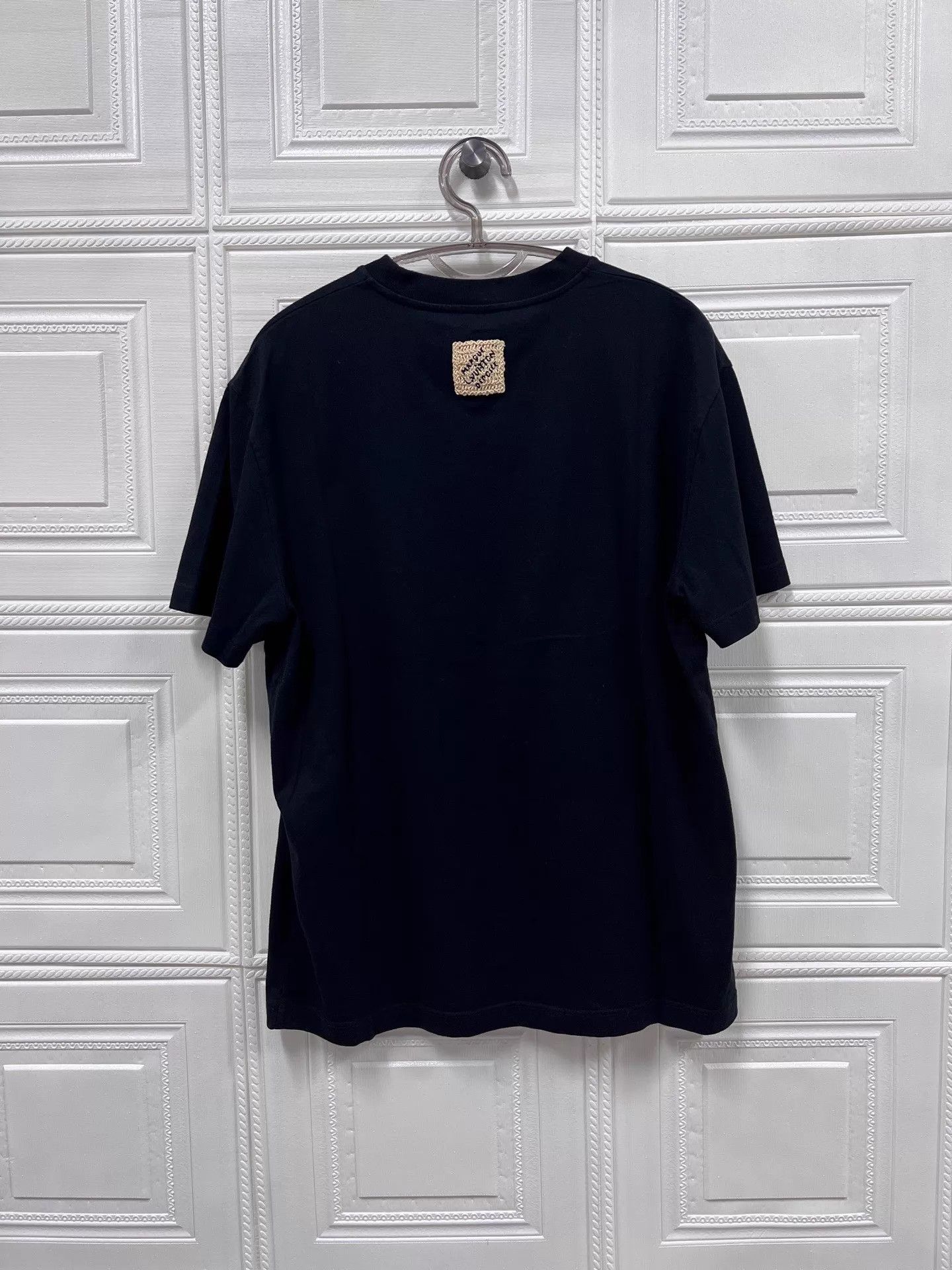Louis Vuitton LV Raffia Embroidered Logo T-Shirt M New E62504 Size US M / EU 48-50 / 2 - 2 Thumbnail