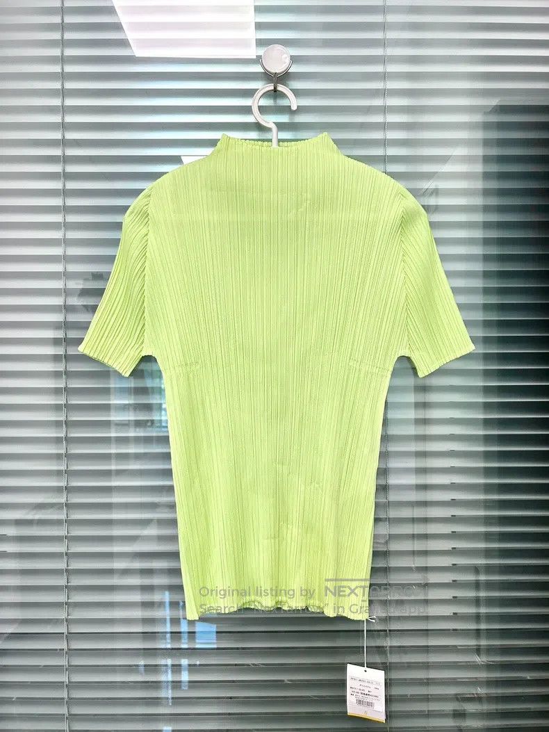 Issey Miyake Issey Miyake Mock Neck Short Sleeve Top - Yellowish Green Size XXL / US 16-18 / IT 52-54 - 1 Thumbnail