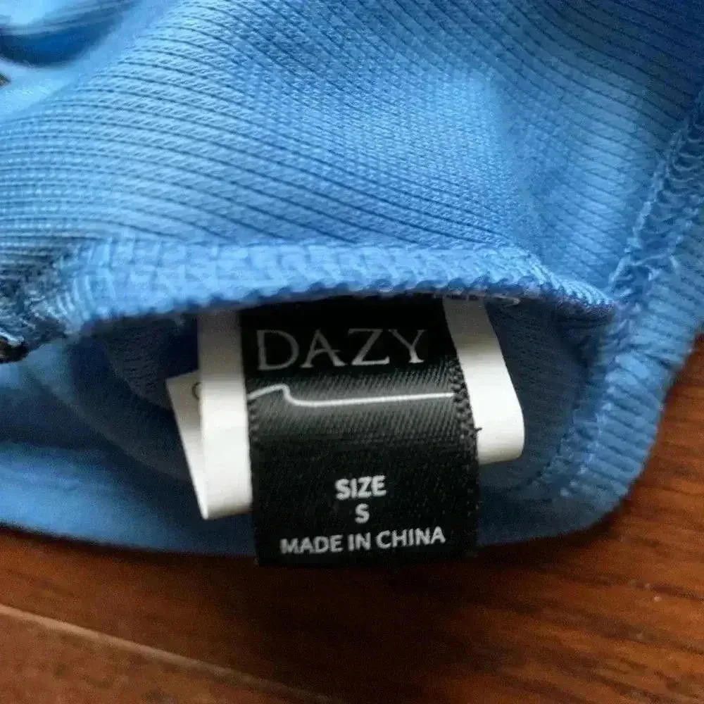 Designer Dazy Blue Alien Crop Top Size S / US 4 / IT 40 - 3 Thumbnail