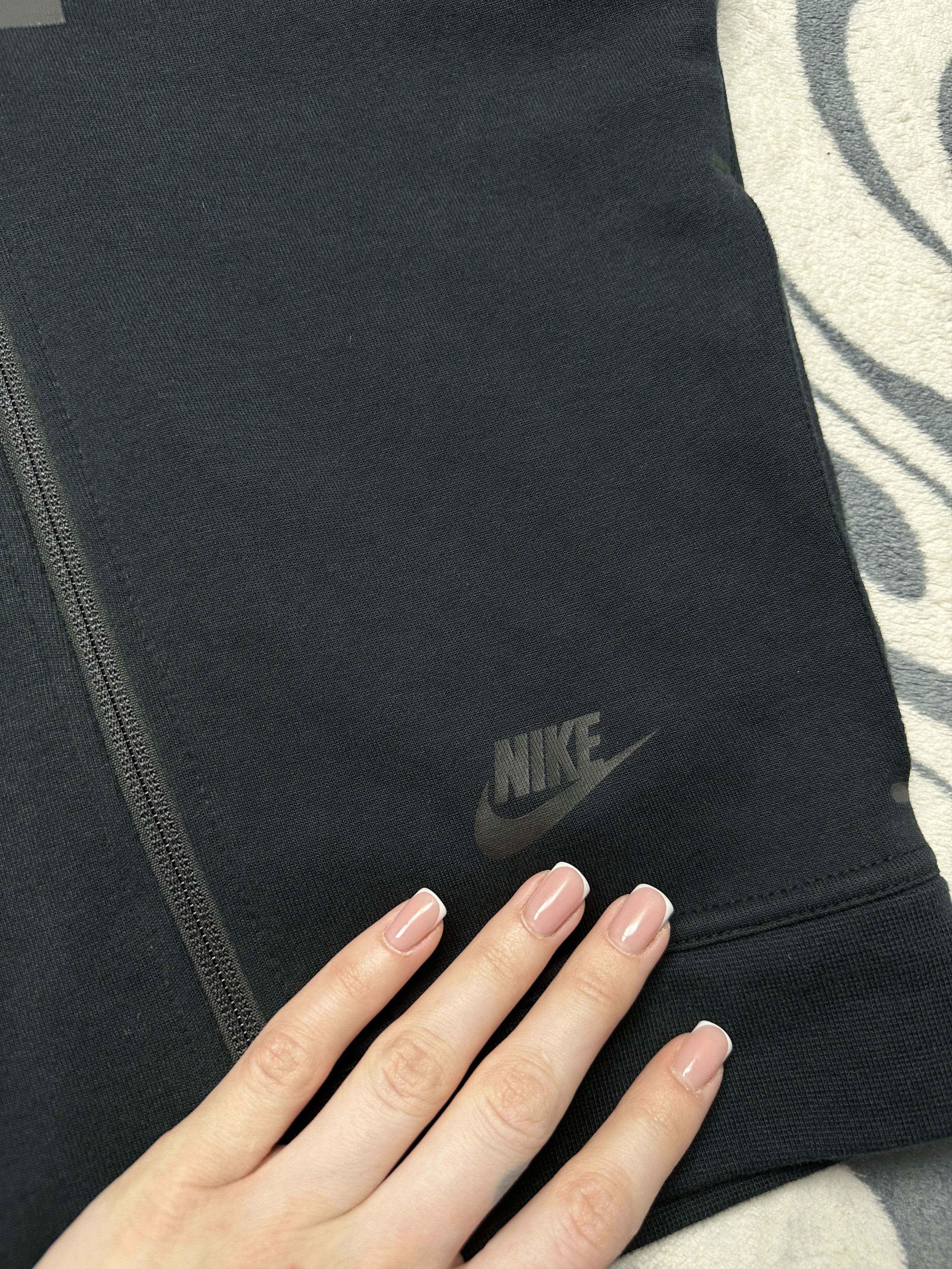 Nike × Vintage Nike Tech Fleece Womens Vest Size XL / US 12-14 / IT 48-50 - 3 Thumbnail