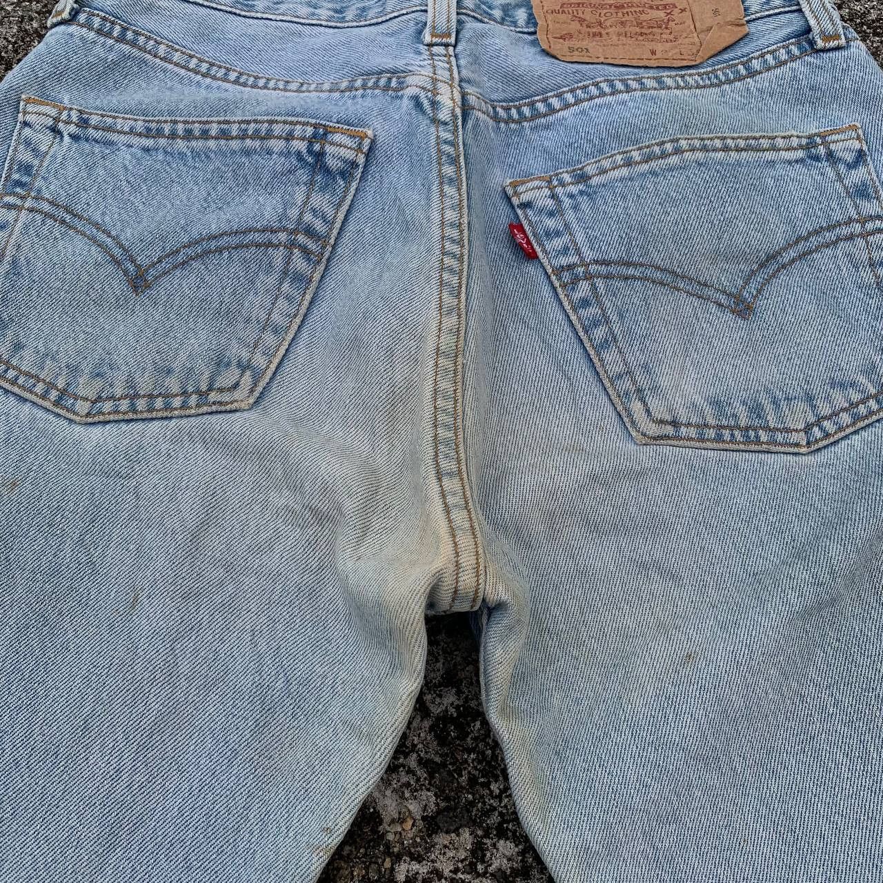 Levi's Vintage Clothing Vintage Levis 501 Fly Button Jeans Light Blue Wash Denim Size US 28 / EU 44 - 12 Thumbnail
