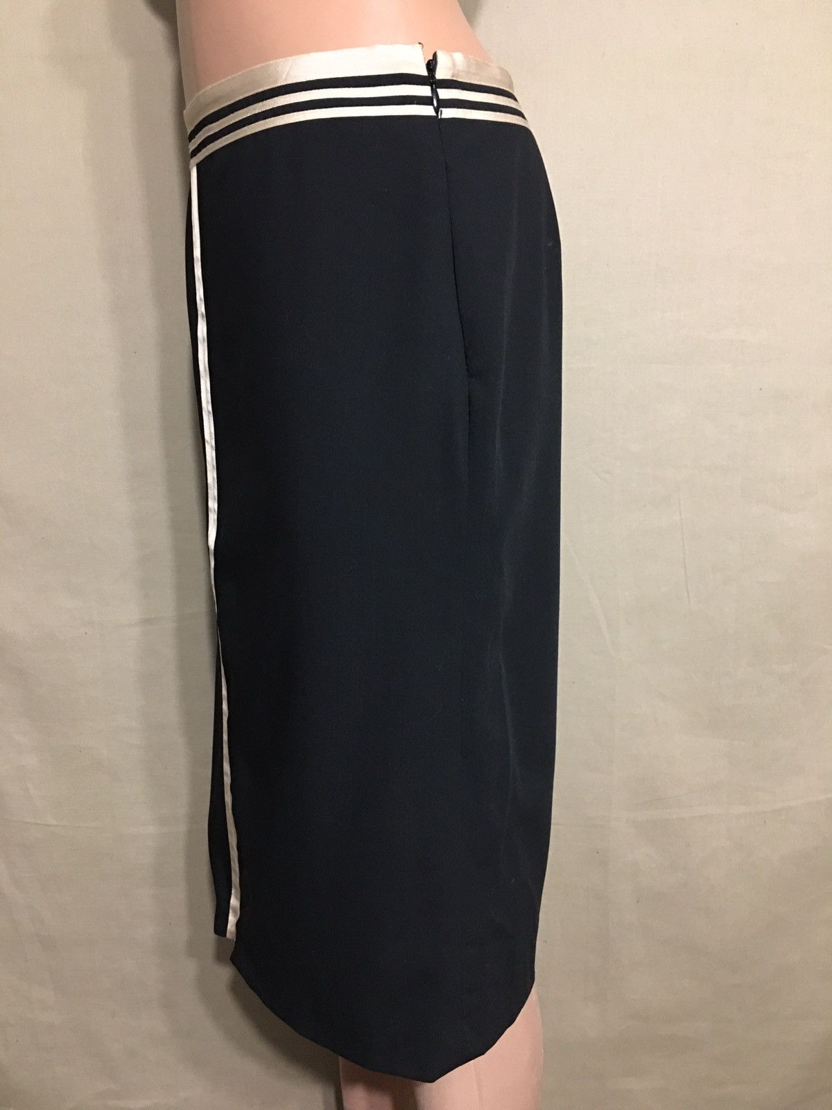Jean Paul Gaultier Jean Paul Gaultier Femme Virgin Wool Skirt Size IT 42 US 8 Size 30" / US 8 / IT 44 - 3 Thumbnail