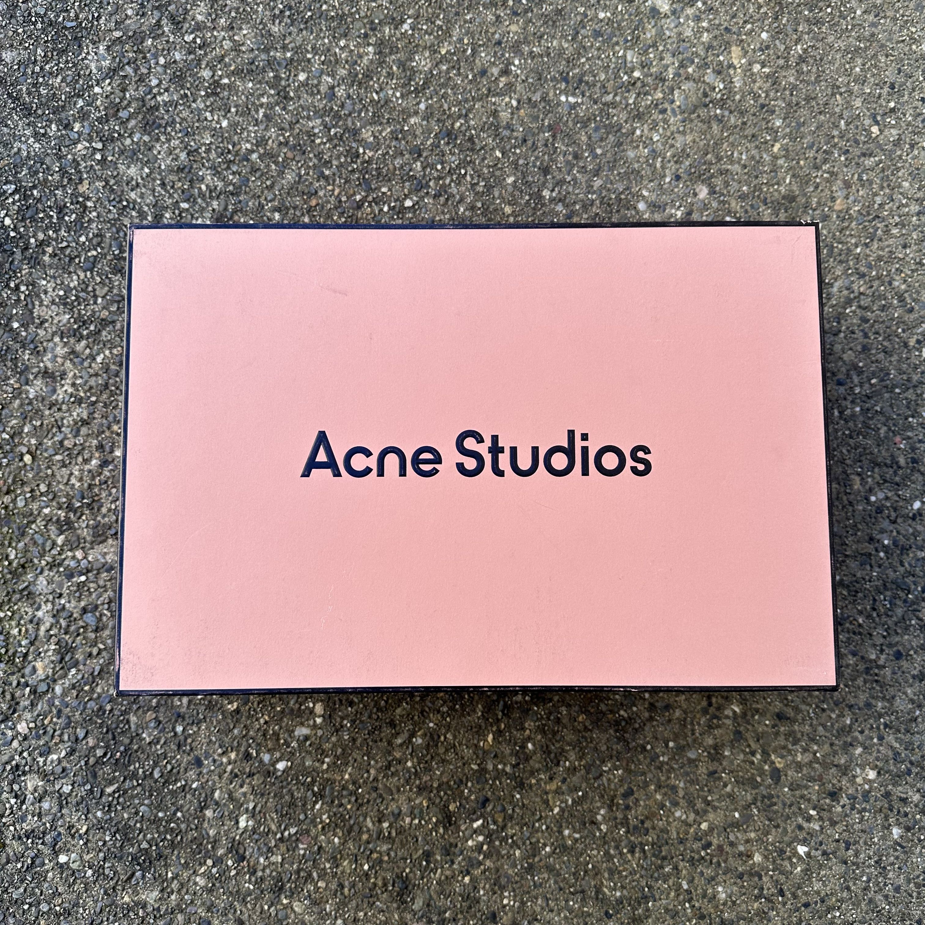 Acne Studios Acne Studios Distressed Basket Sneaker Size US 10 / EU 43 - 5 Thumbnail