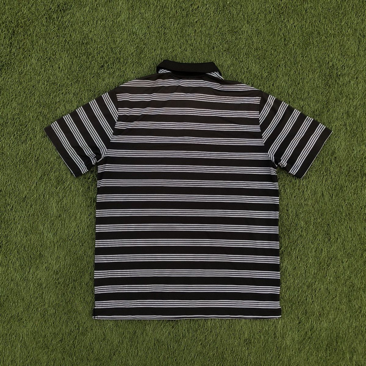 Nike Nike golf tee shirt Size US L / EU 52-54 / 3 - 5 Thumbnail