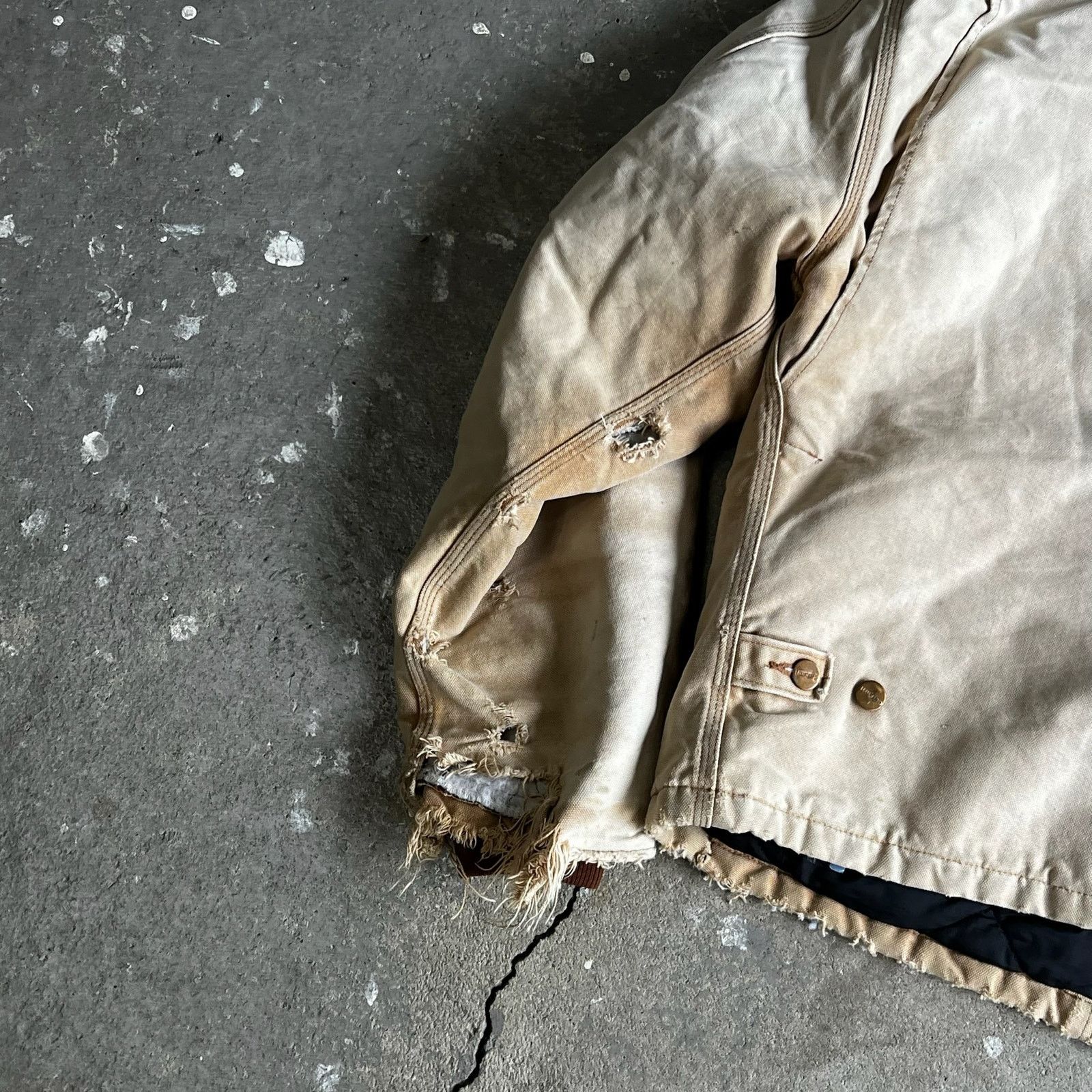 Carhartt × Vintage Carhartt faded brown thrashed arctic work wear jacket Size US L / EU 52-54 / 3 - 6 Thumbnail