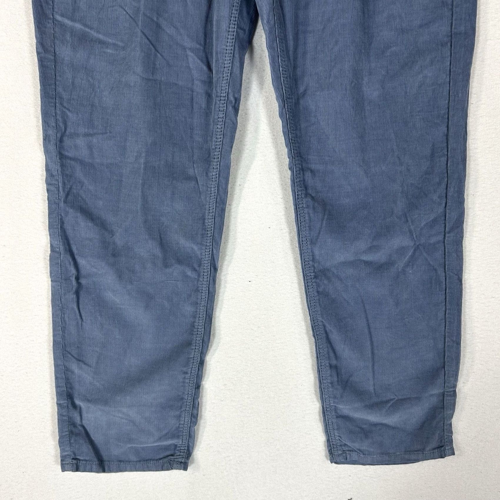 American Eagle Outfitters American Eagle Outfitters Mom Jeans Corduroy 4 Blue High Rise High Waisted Jeans Womens NWT Vintage: No Size 27" / US 4 / IT 40 - 3 Thumbnail