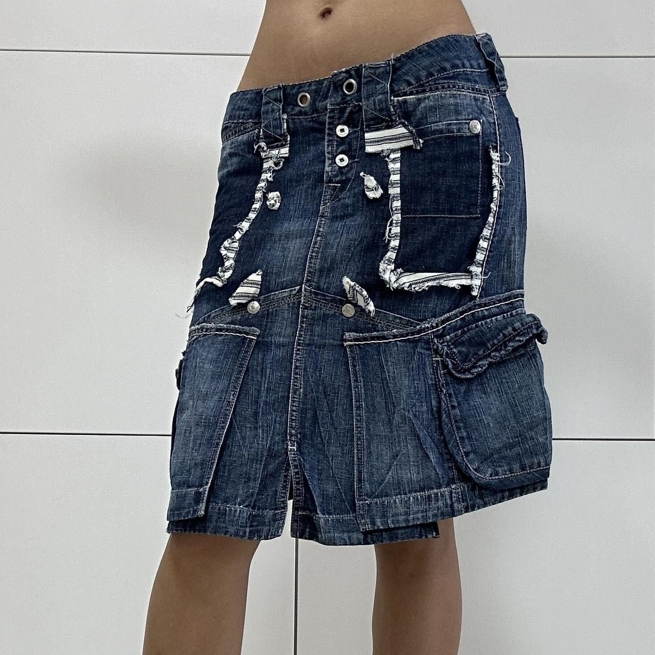 Marithe + Francois Girbaud VNTG M+Fg Y2K Distressed Ripped Pocket Grunge Cargo Skirt Size 27" / US 4 / IT 40 - 4 Thumbnail