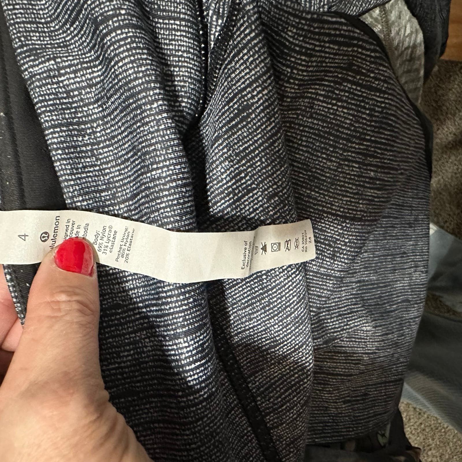 Lululemon lululemon leggings size 4 Size 27" / US 4 / IT 40 - 5 Thumbnail