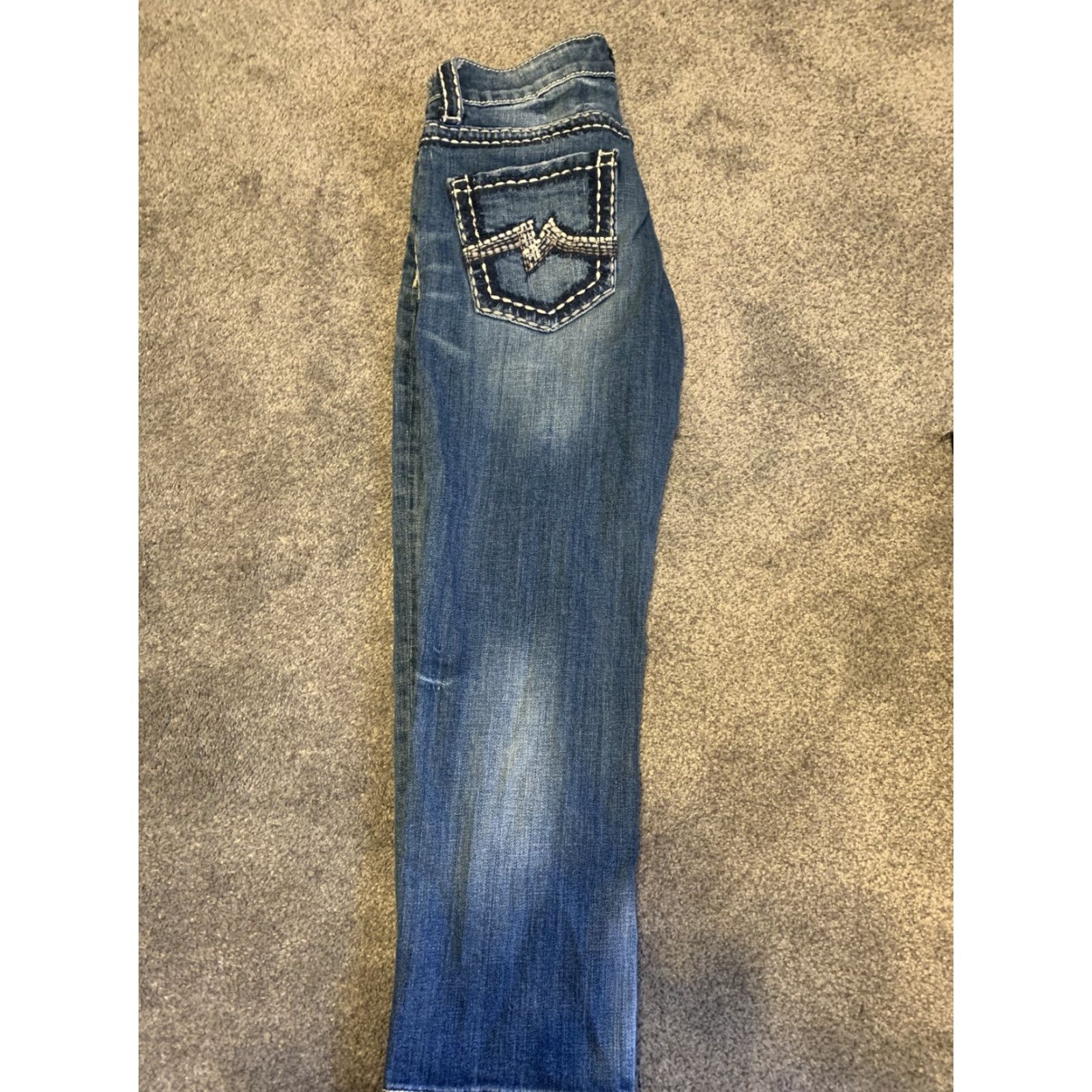 Miss Me Miss Me Jeans Size 26 Boyfriend Capri Denim 5-Pocket Womens Distressed Blue Capris Slim Inseam 23in Regular Size Type Regular Size 26" / US 2 / IT 38 - 4 Thumbnail