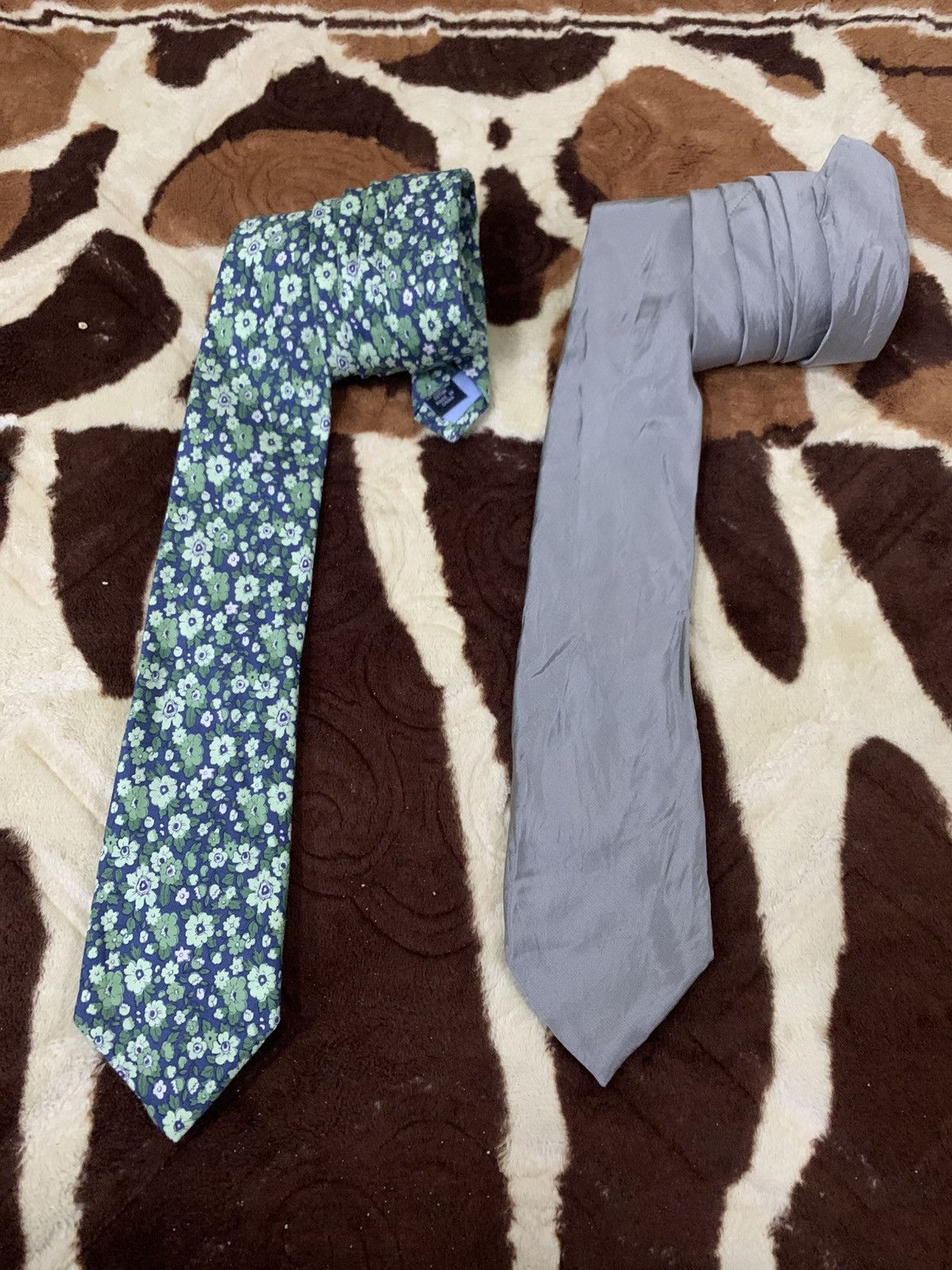 Tommy Hilfiger LAST DROP#Bundle Of Calvin Klein & Tommy Hilfiger Floral Tie Size ONE SIZE - 1 Thumbnail