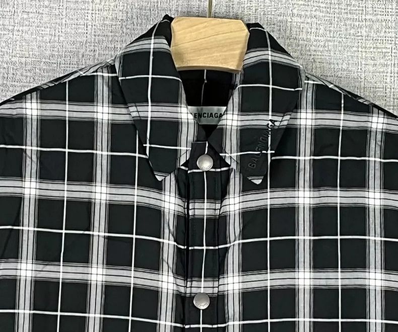 Balenciaga Balenciaga size 38 Embroidered Logo plaid cotton-padded ja Size M / US 6-8 / IT 42-44 - 2 Thumbnail