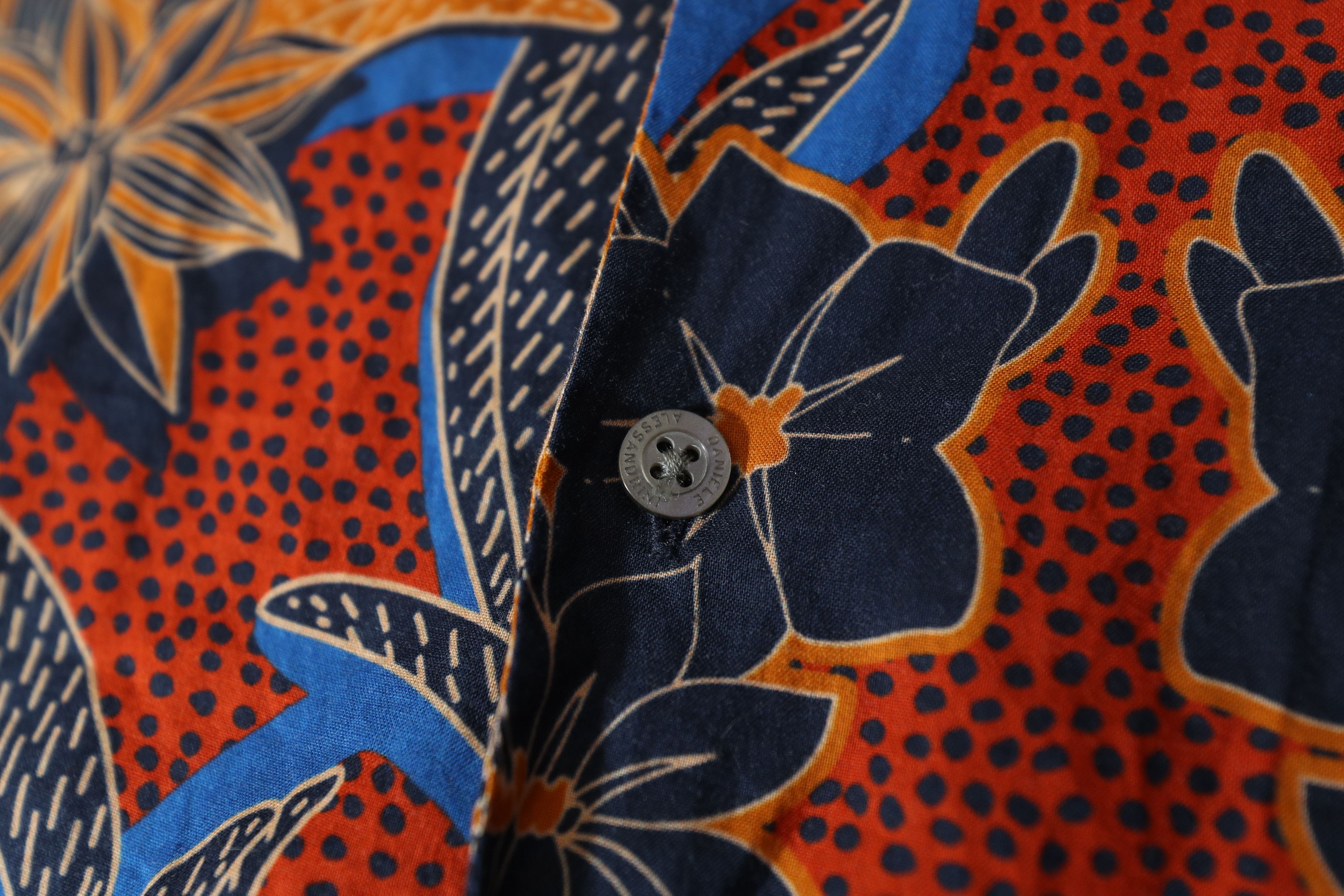 Daniele Alessandrini Daniele Alessandrini Tessuto Hawaiian Button Up (17/43) Size US L / EU 52-54 / 3 - 6 Thumbnail