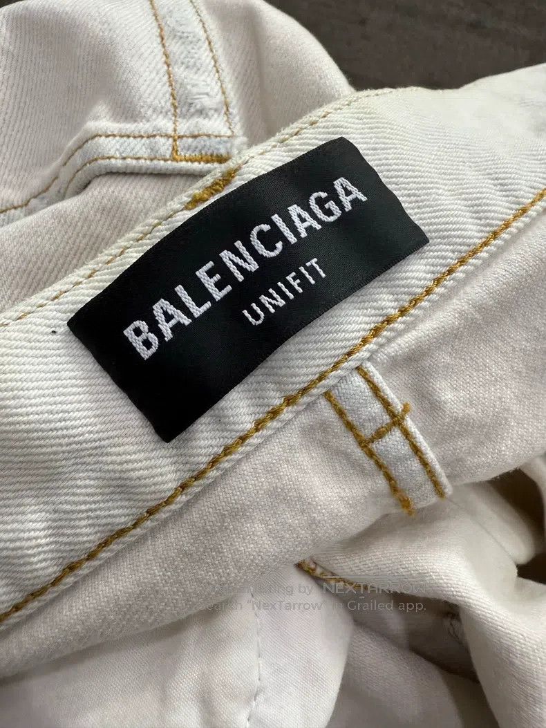 Balenciaga Balenciaga size S White Distressed Denim Pants, Size S Size US 28 / EU 44 - 3 Thumbnail