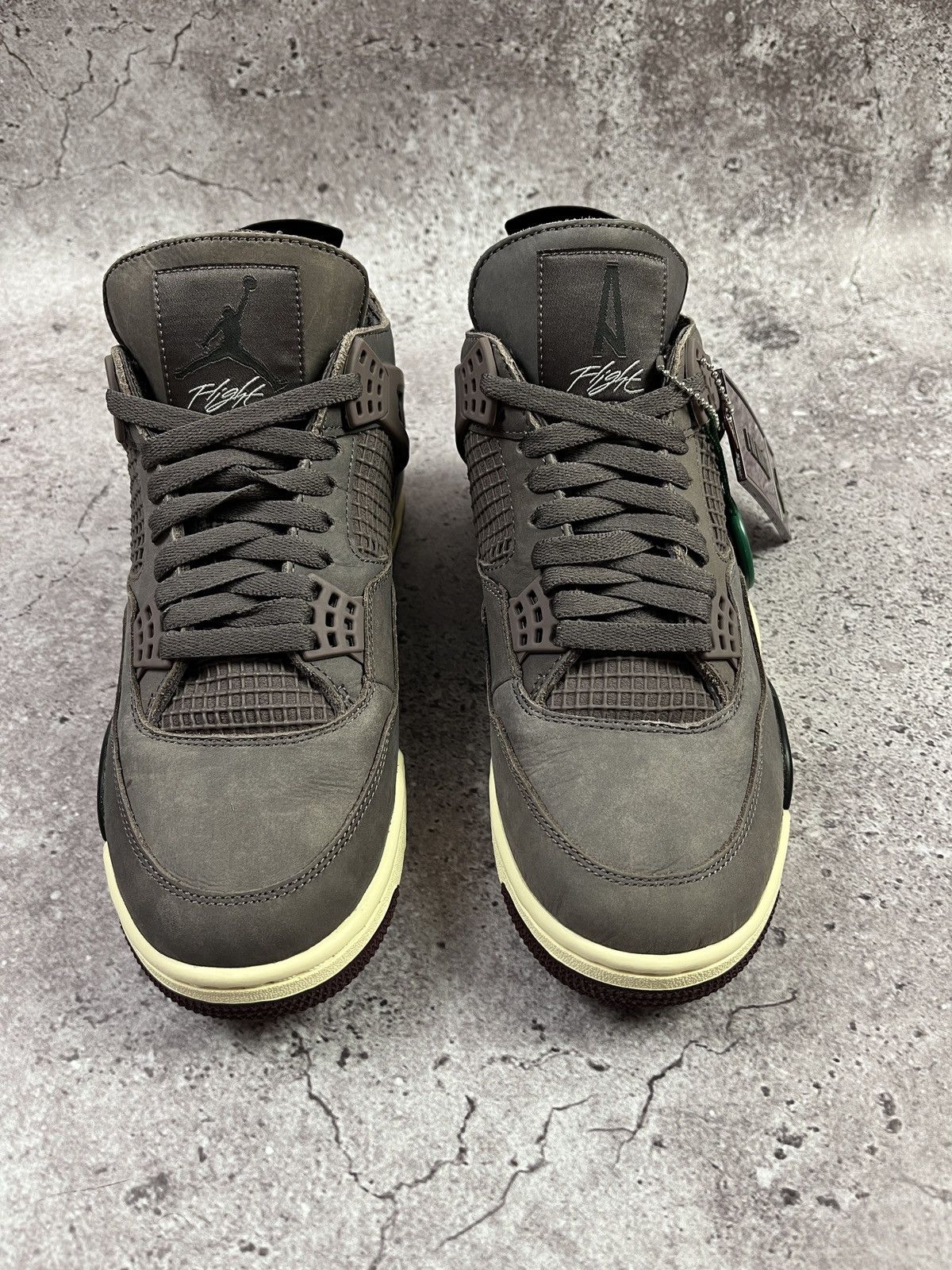 A Ma Maniere × Jordan Brand Nike Air Jordan 4 Retro x A Ma Maniére Violet Ore US9 EU42.5 Size US 9 / EU 42 - 3 Thumbnail