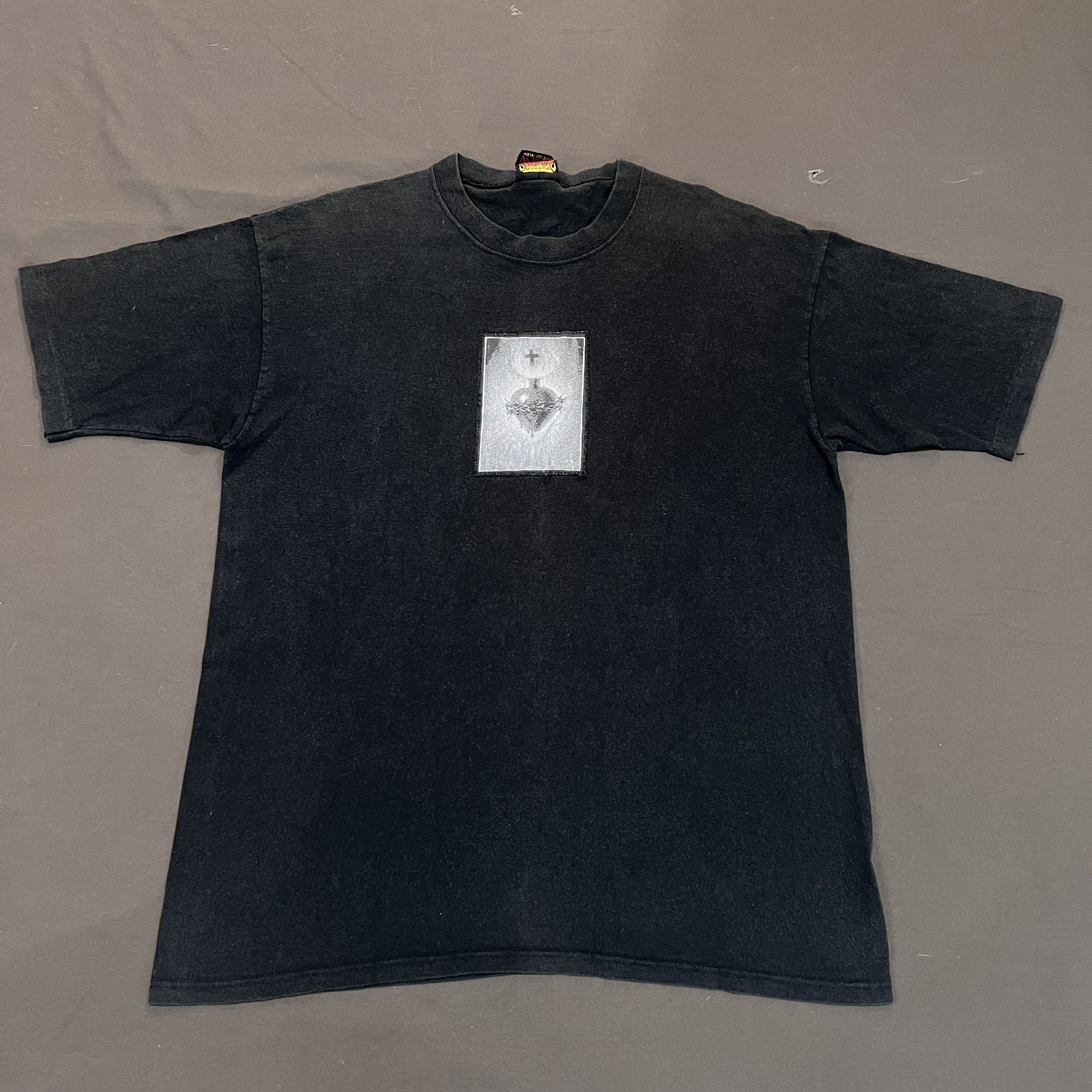Seditionaries × Vintage Vintage 90s Archaic Smile Love Cross Tee Faded Size US L / EU 52-54 / 3 - 2 Thumbnail