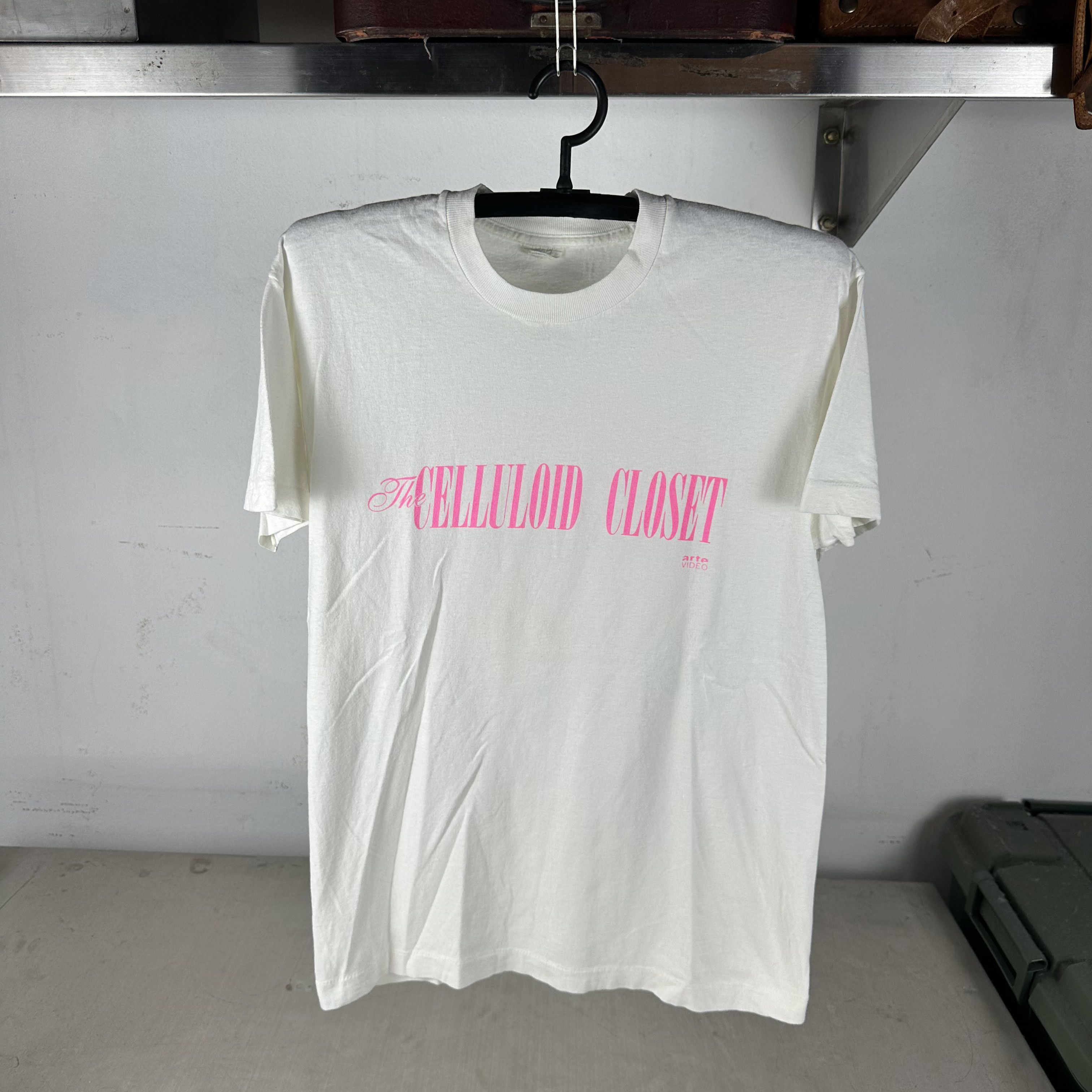 Vintage Vintage 1995 The Celluloid Closet LGBTQ Documentary T-Shirt Size US M / EU 48-50 / 2 - 1 Thumbnail