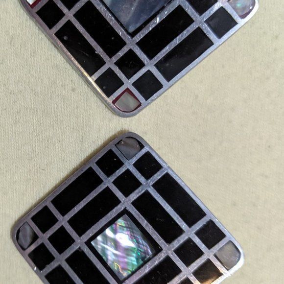 Other Vintage Black Square Mod Earrings With Mother Of Pearl Accen Size ONE SIZE - 4 Thumbnail