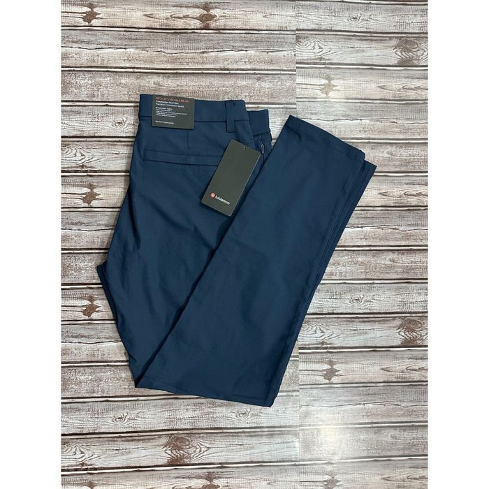 LULULEMON Men's Commission Pant Classic Warpstreme Navy Blue 35x32