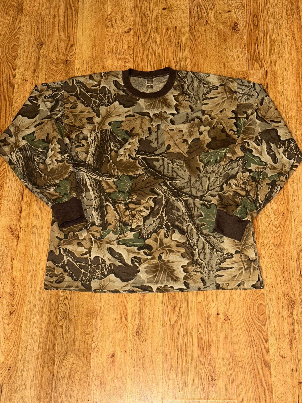Realtree Vtg 80s 90s ADVANTAGE Tree Leaf Camo Pocket Tee Long Sleeve Size US XL / EU 56 / 4 - 1 Thumbnail
