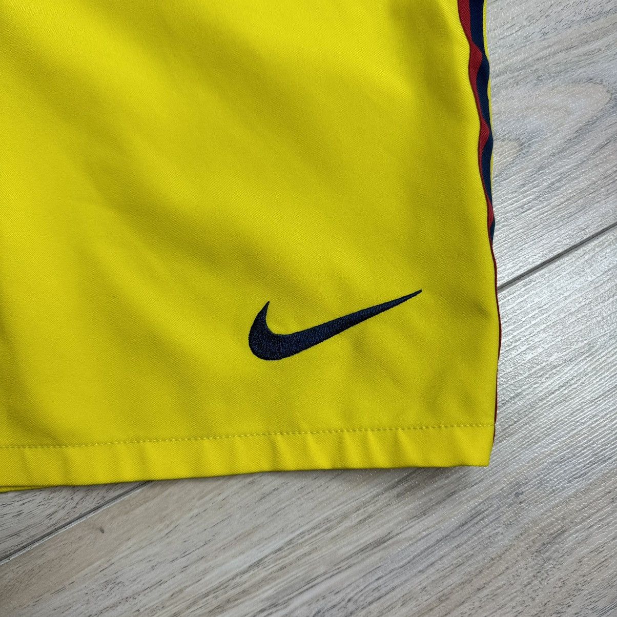 Nike Nike FC Barcelona 2012/2013 Away Football Shorts Size US 34 / EU 50 - 7 Thumbnail