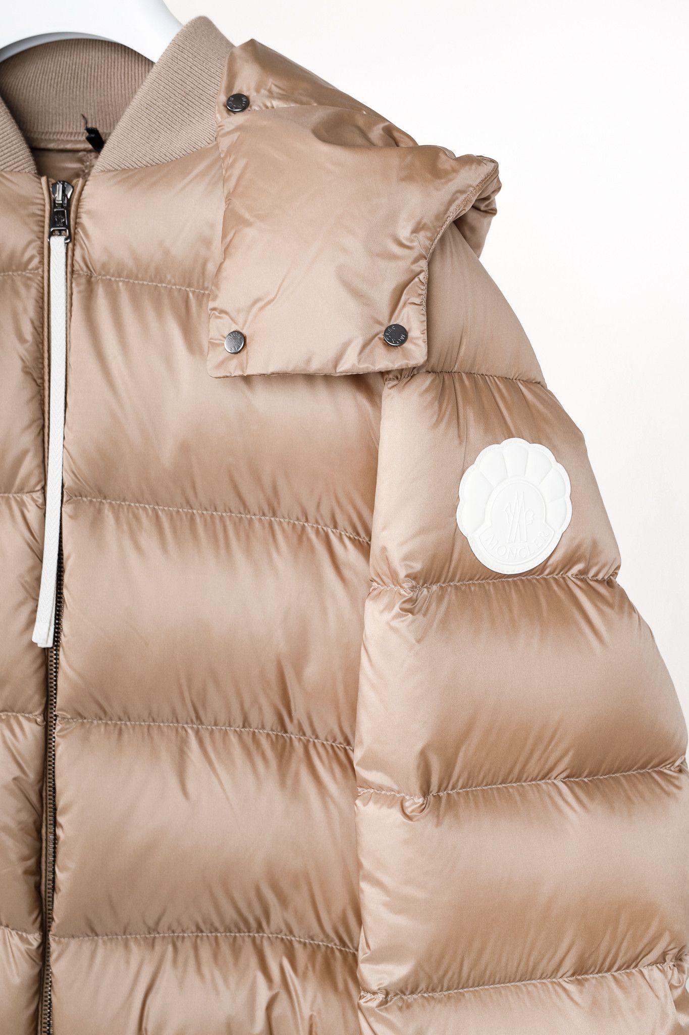 Moncler Moncler x Lulu Li Posterus Camel Hooded Short Down Jacket Size M / US 6-8 / IT 42-44 - 5 Thumbnail